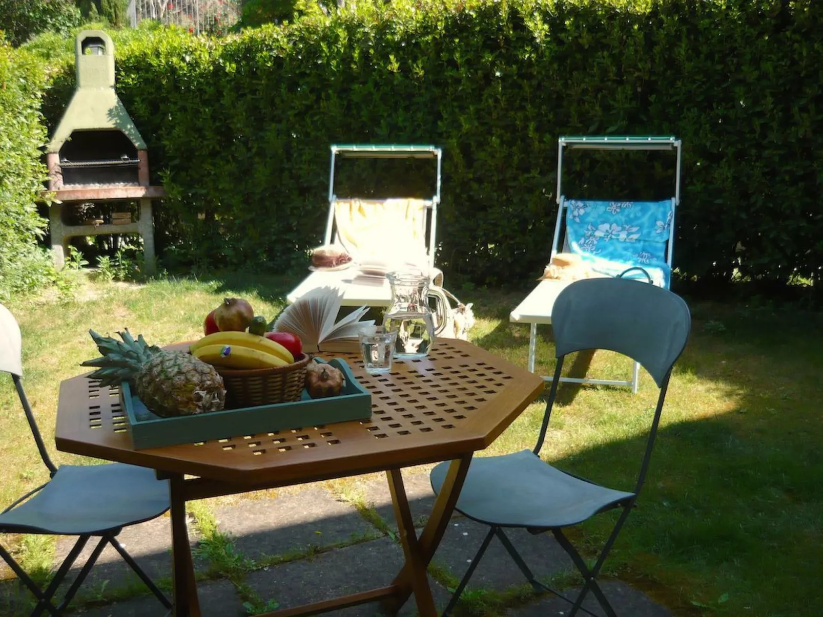 Landgut "Rondine" mit Garten, Grill und Terrasse-Draußen