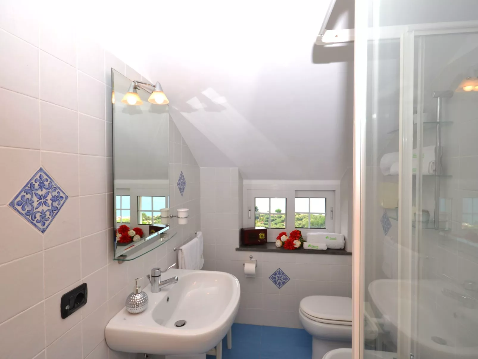 Traumvilla mit Panoramapool-Inside