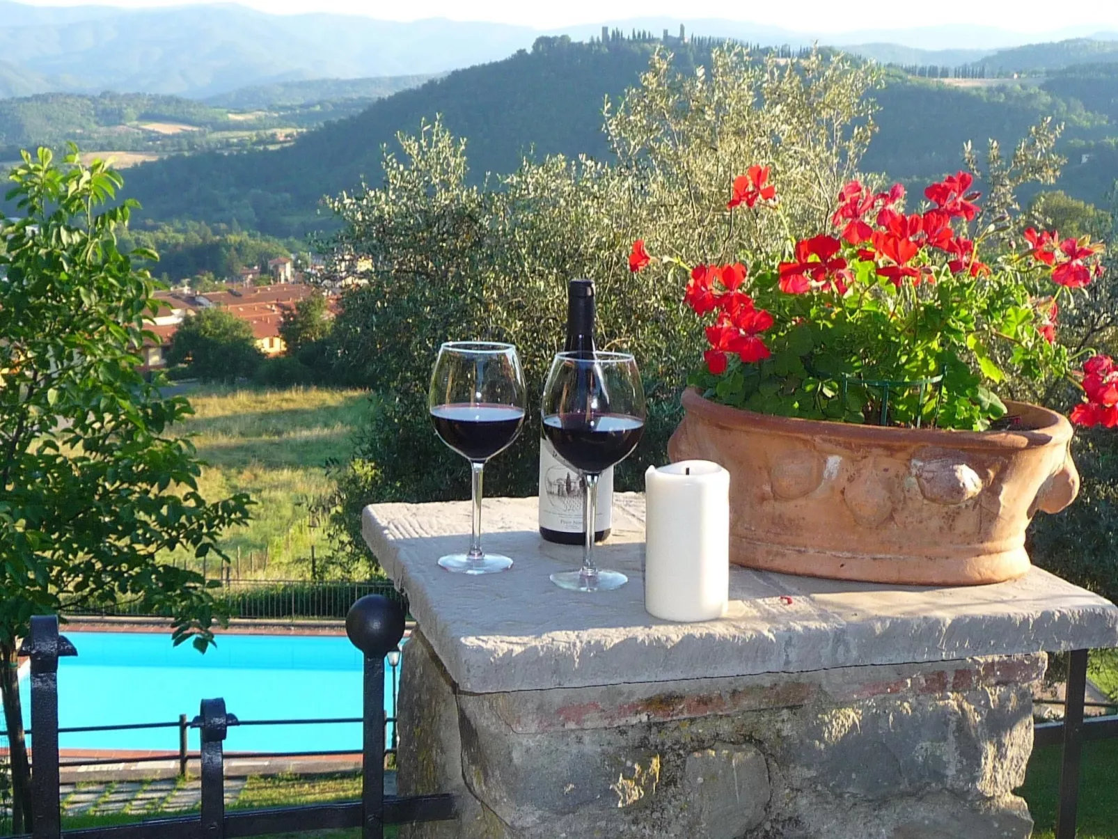 Geranei Haus mit Schwimmbad zwischen Florenz und-Dehors