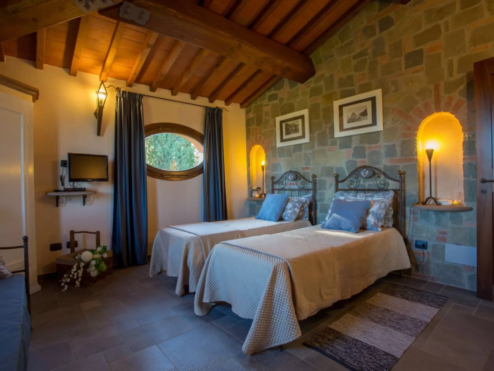 Villa mit privatem Pool zwischen Pisa und Volterra-Dedans