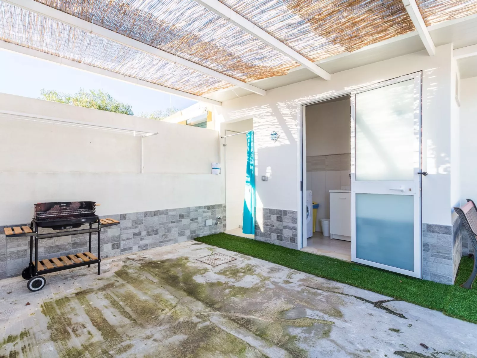 Edoné, Wohnung mit Blick auf einen Sandstrand-Inside