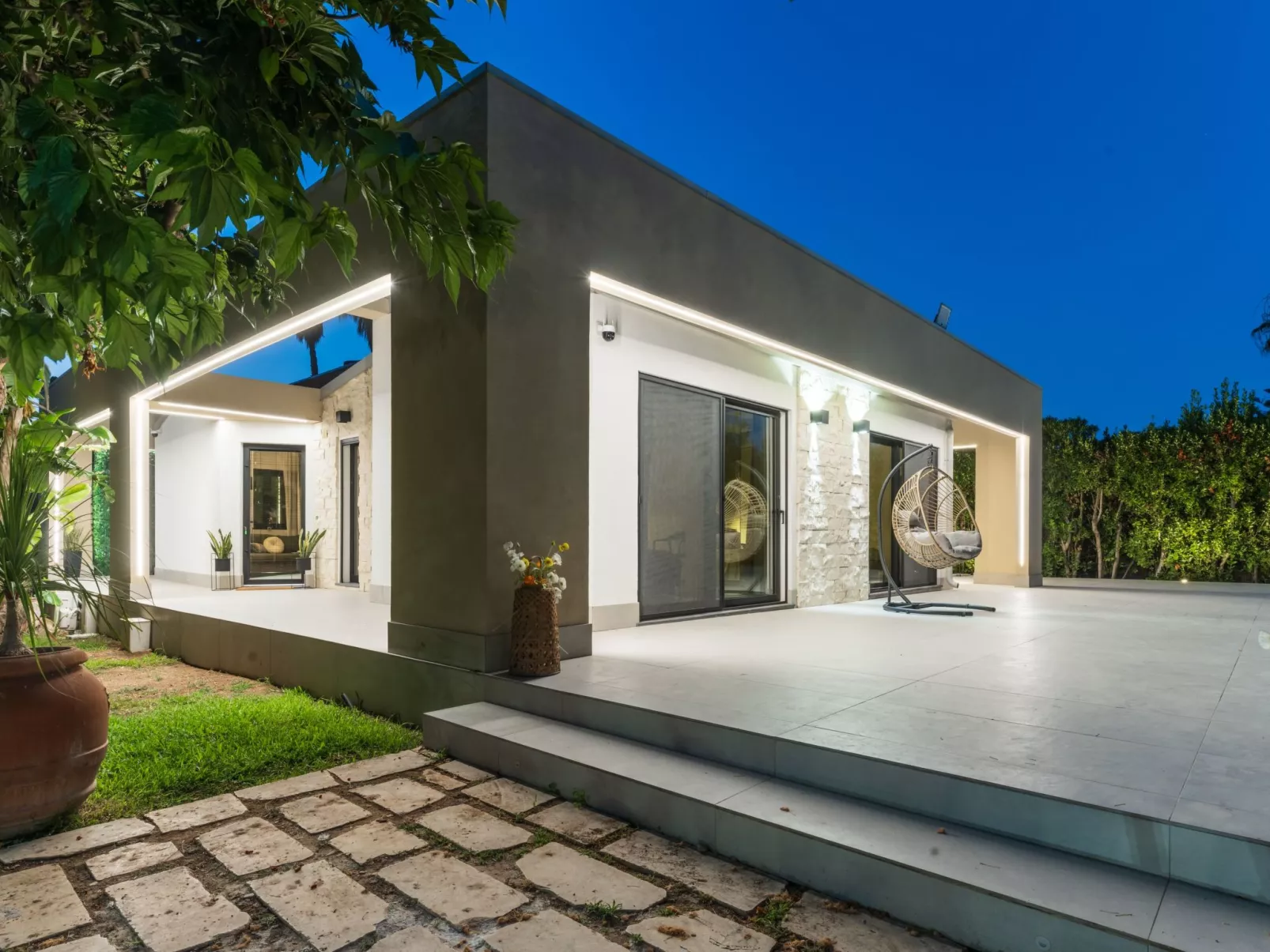 Nereide, Luxusvilla mit Pool am Meer-Drinnen