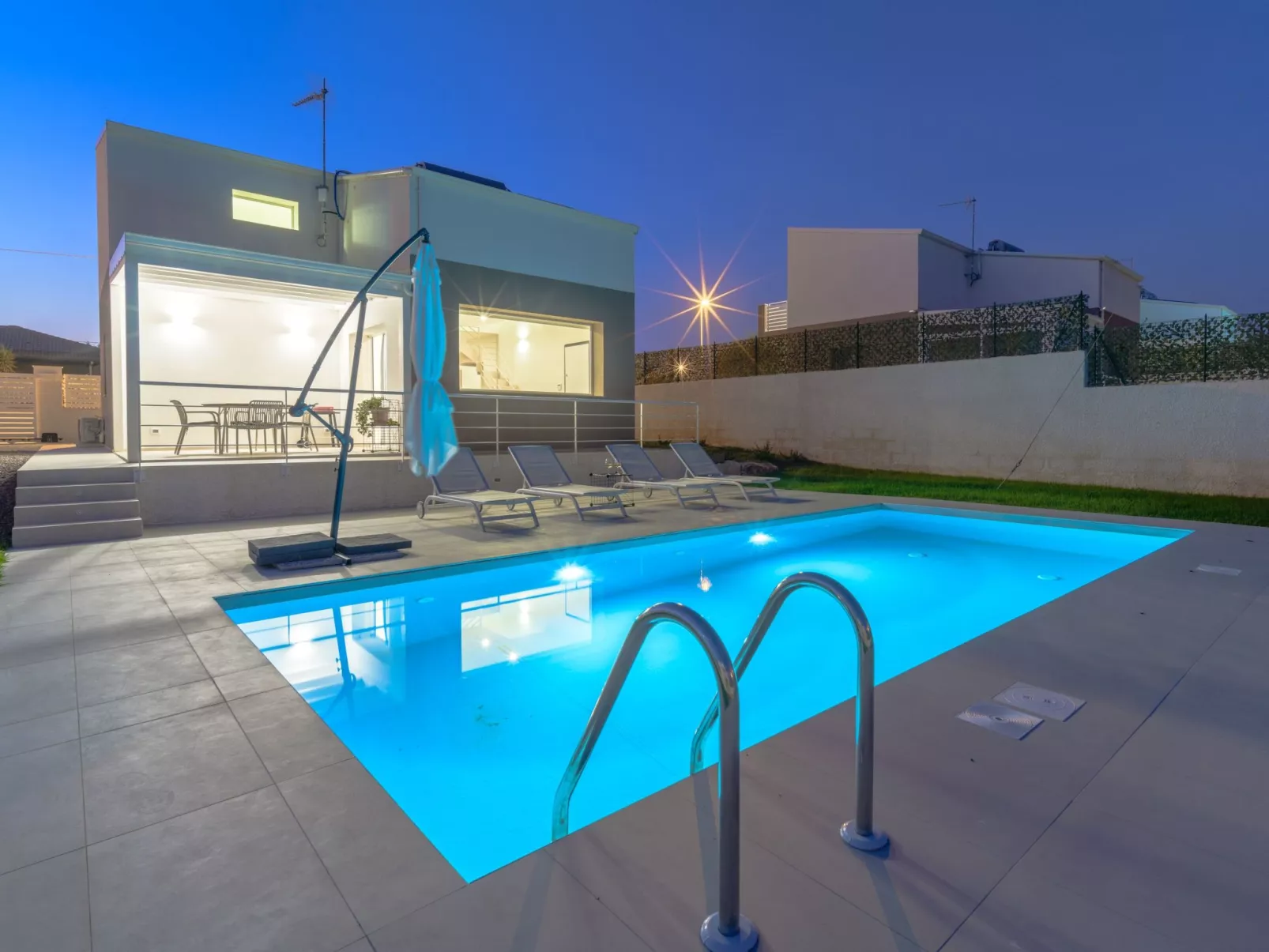 Aloe, Villa mit Pool in Marina di Ragusa-Inside