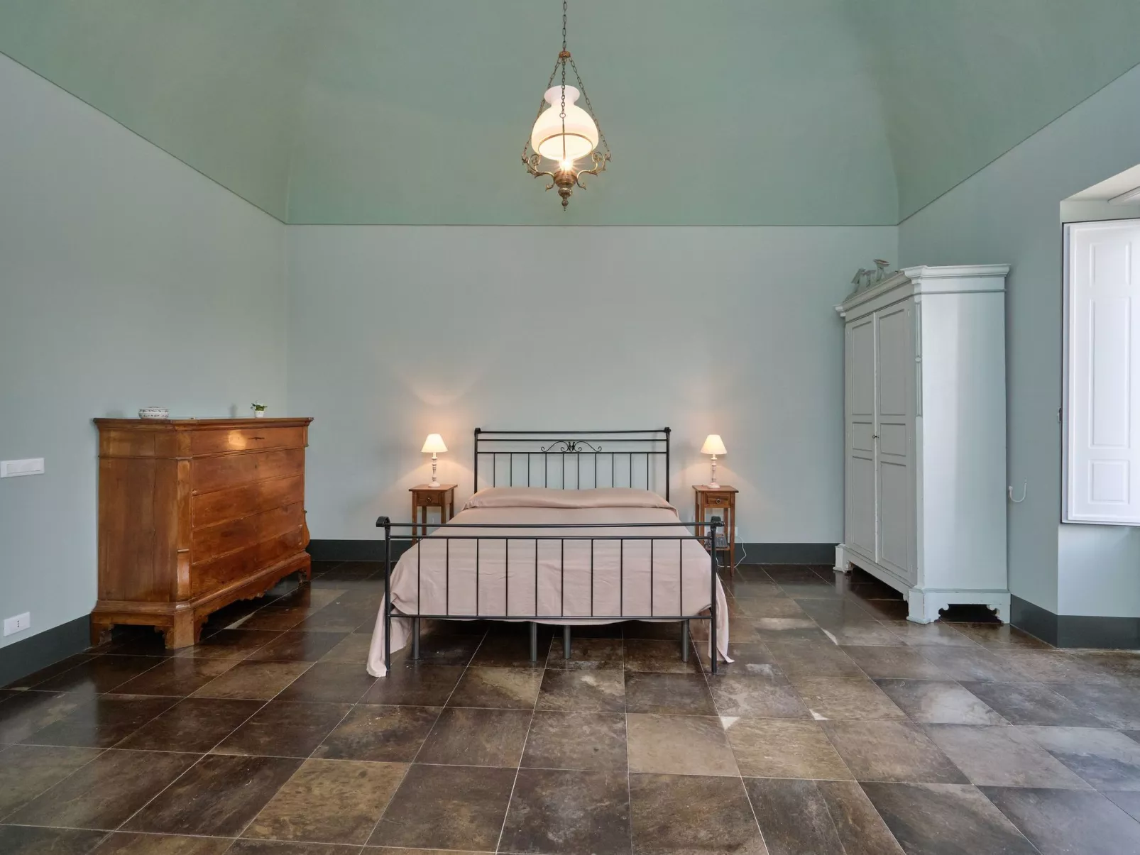 Scifazzo, typisch sizilianische Villa mit Swimmingpool-Inside