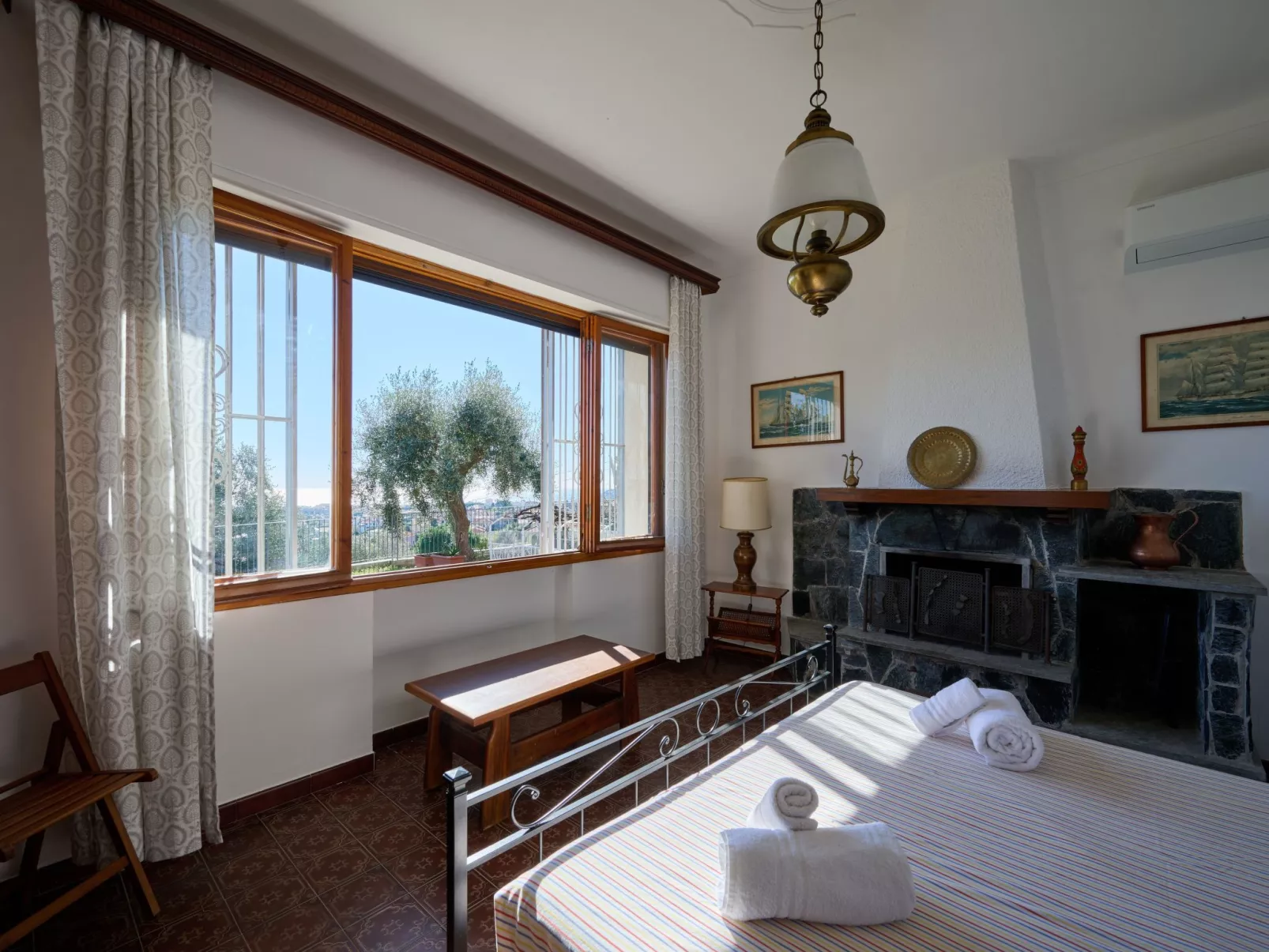 Villa Camilla Gartenwohnung'-Drinnen