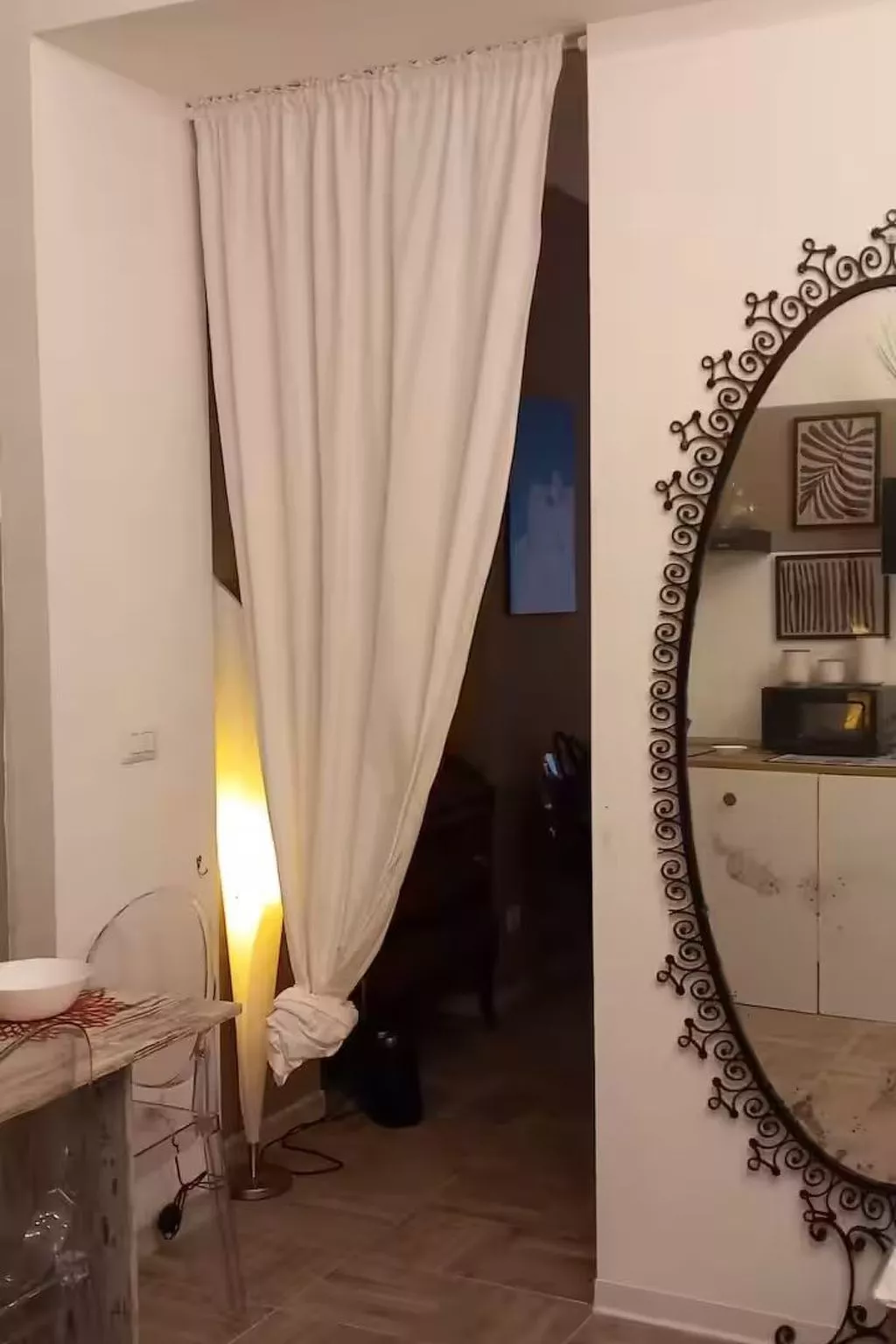 Massena Straße-Drinnen