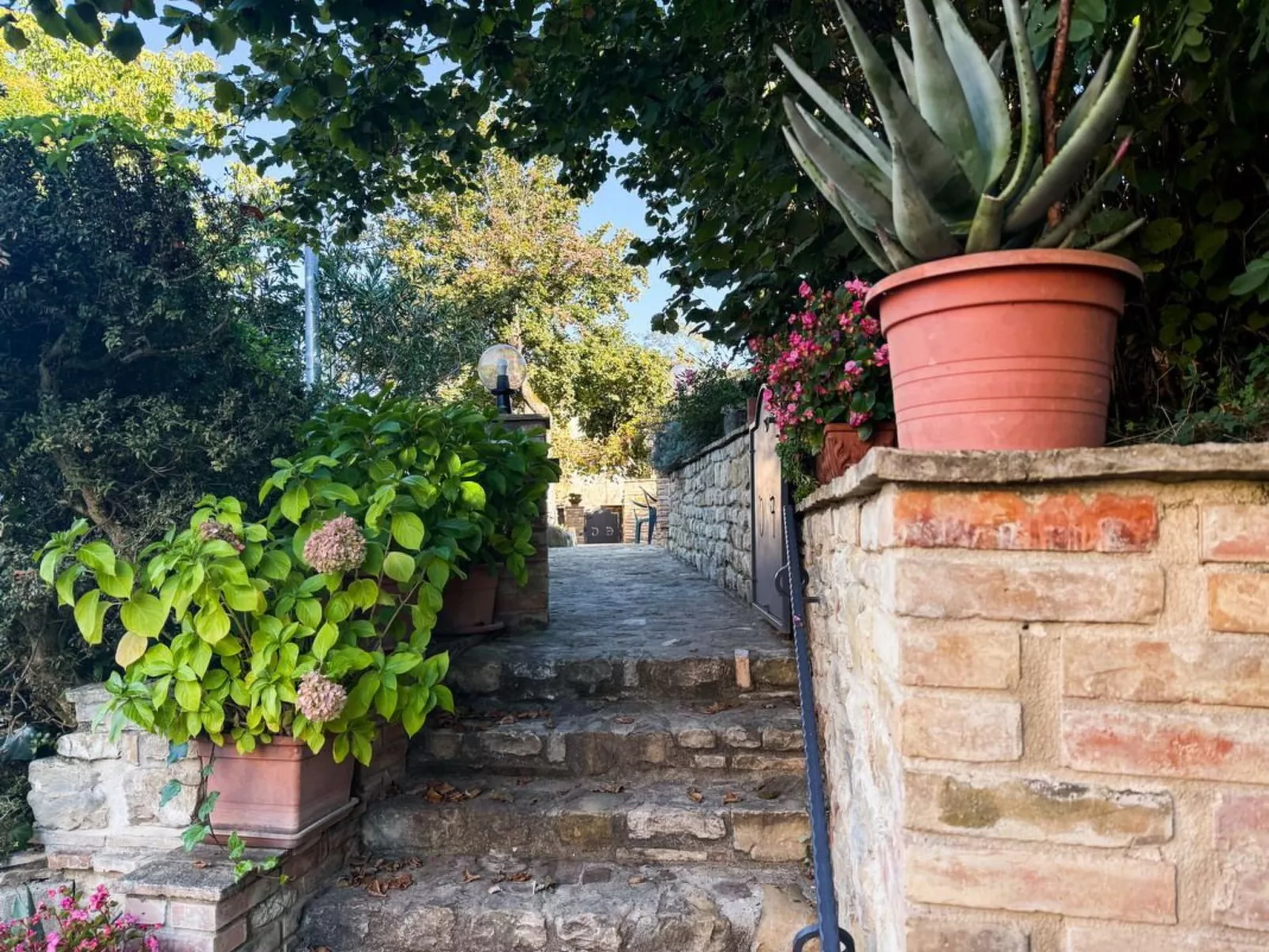 Ferienvilla mit privatem Pool und Whirlpool-Outside