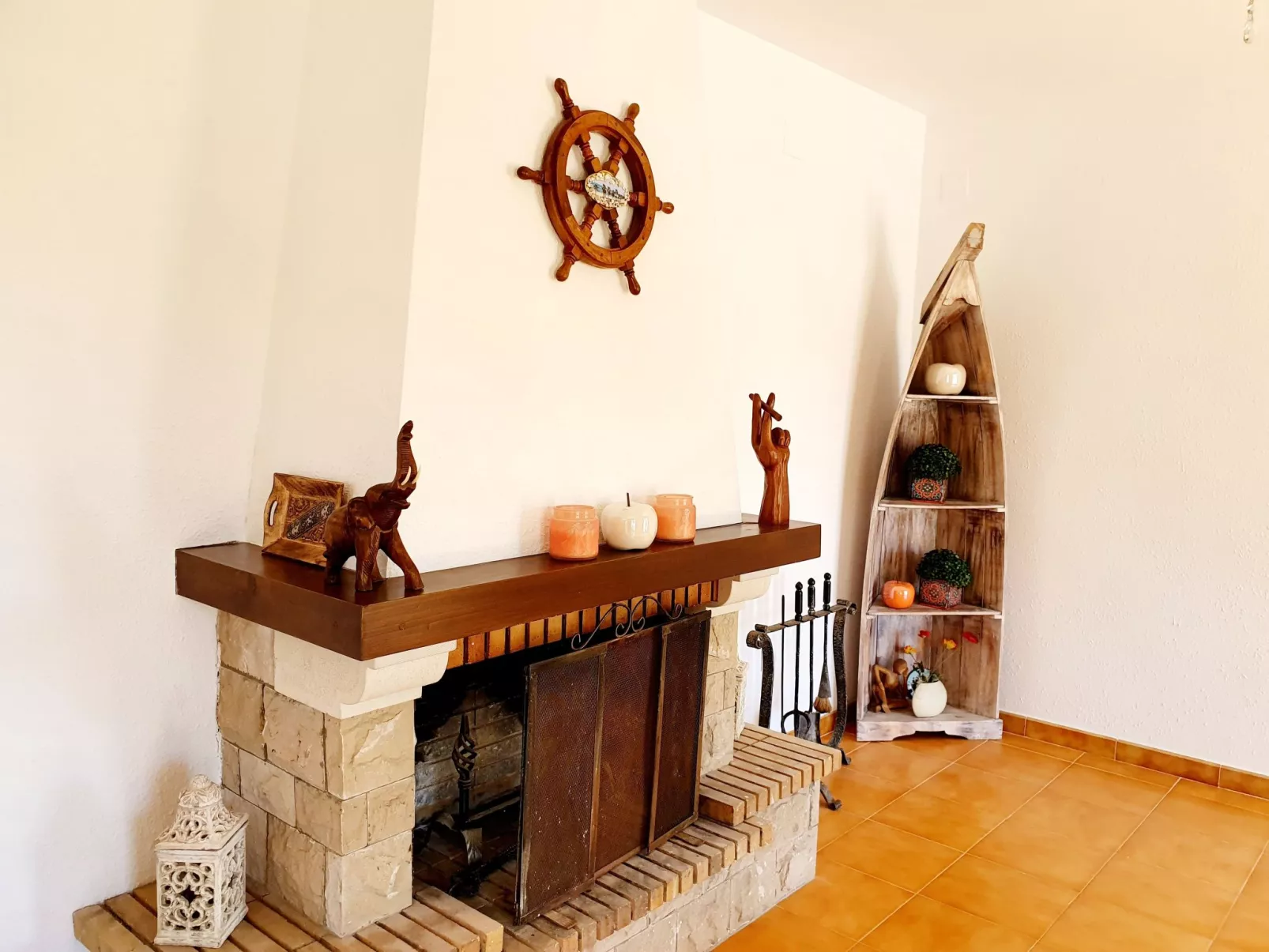 Finca mit eigenem Garten und Grill-Inside