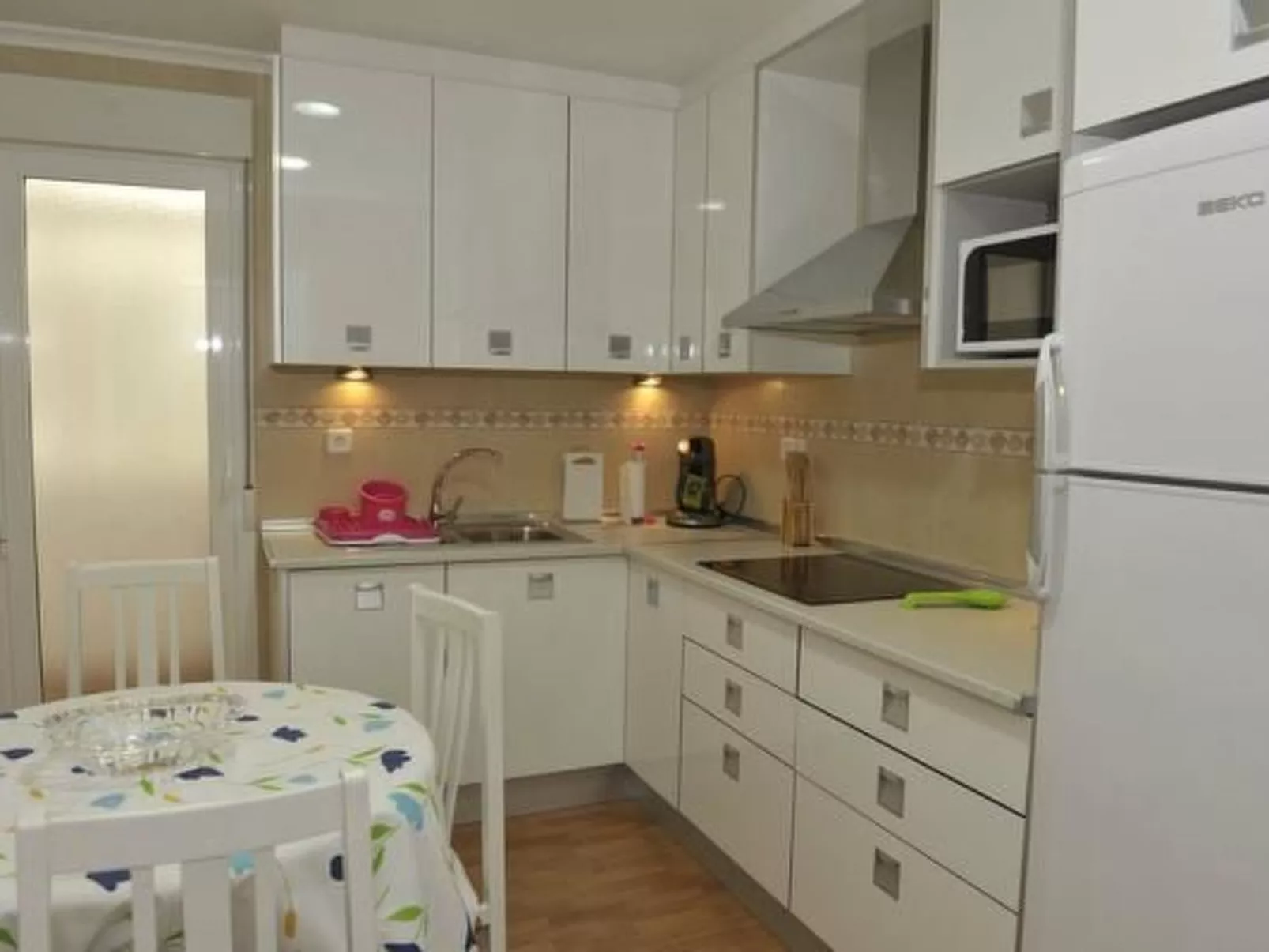 "Yovalu1" mit Balkon-Dedans