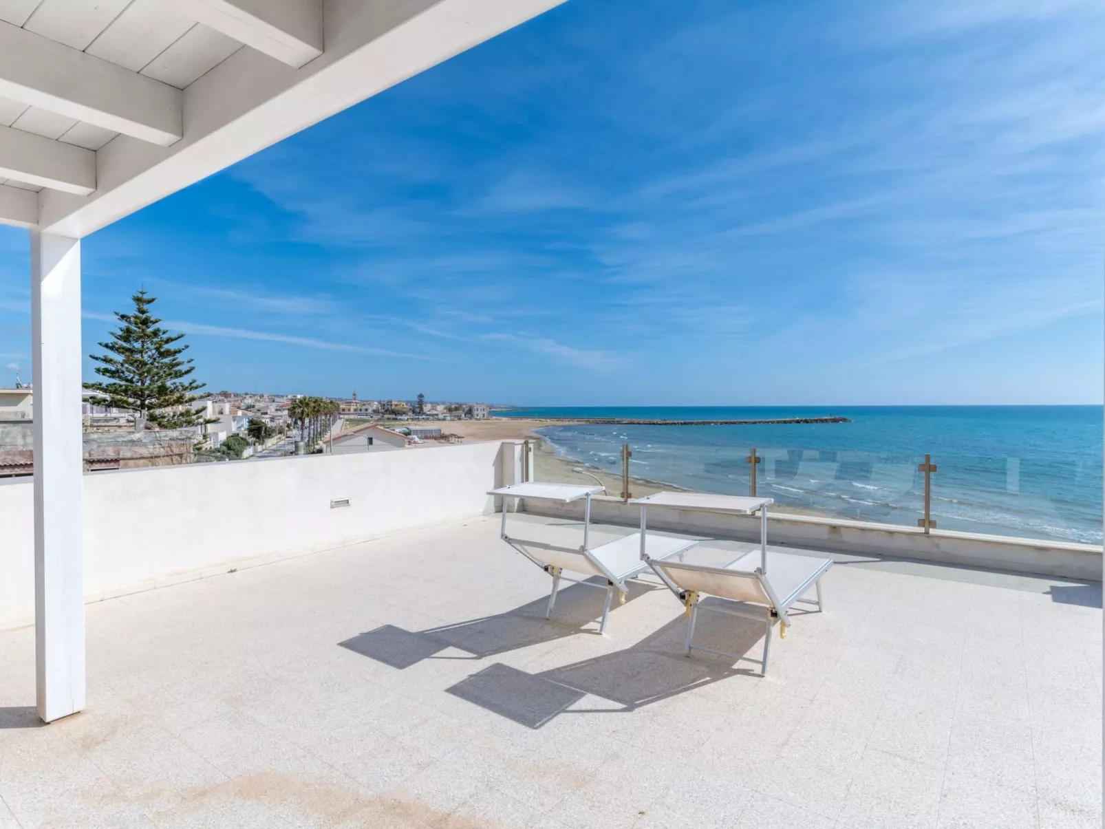 In Donnalucata mit Grill und Terrasse-Drinnen