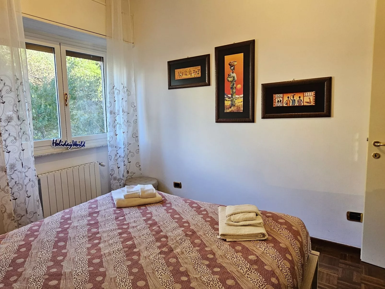 Oase des Friedens von Holiday World-Drinnen