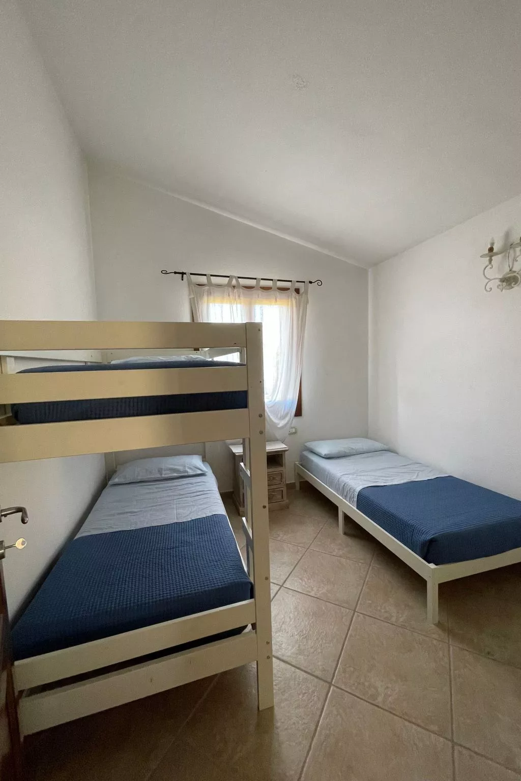 Haus 1 Kilometer vom Strand von Porto Ainu entfernt-Dedans