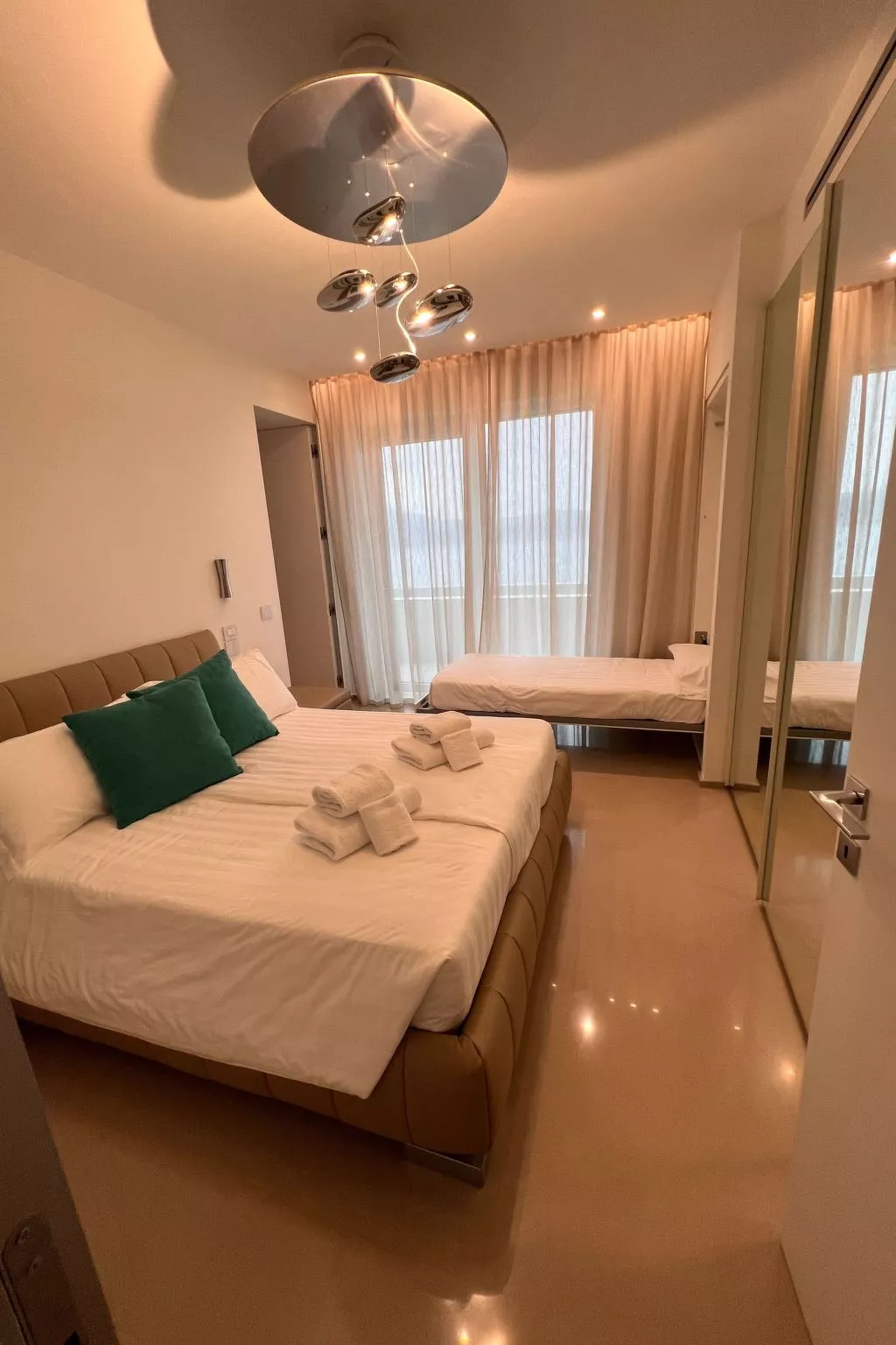 Exklusive Villa Agave mit Seeblick und privatem Pool-Drinnen