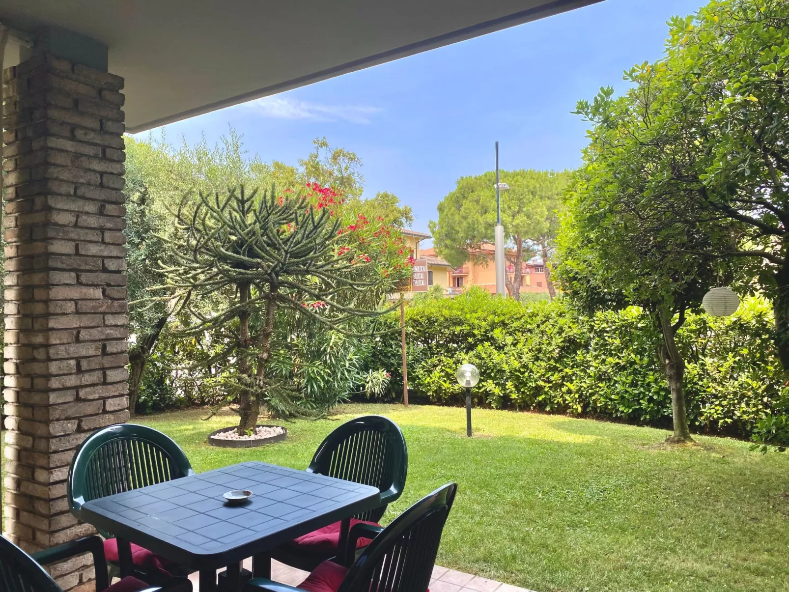 Gemütliche Zweizimmerwohnung mit Garten-Inside