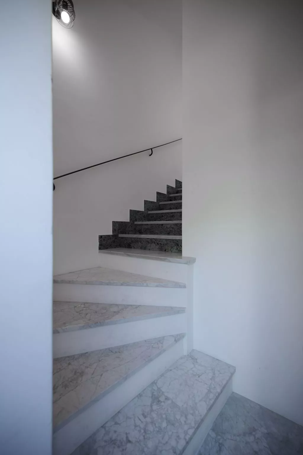 Villa Camilla Wohnung Terrasse-Drinnen