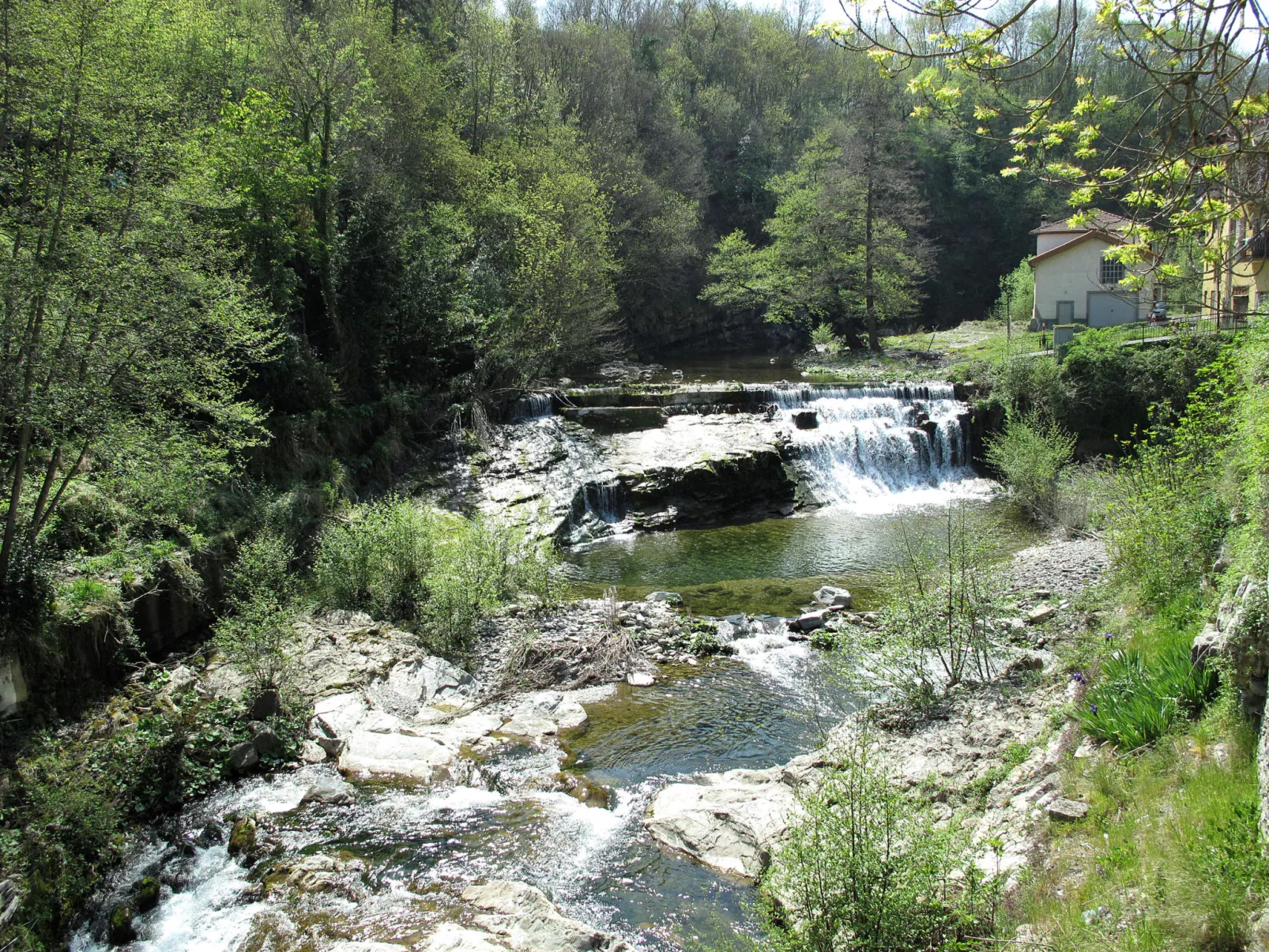 Villa in Borgomaro mit privatem Parkplatz-Umgebung