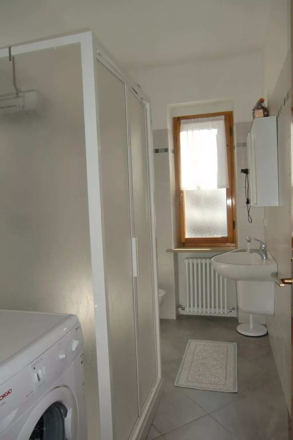 Sehr geräumige Wohnung inmitten der Natur-Dedans