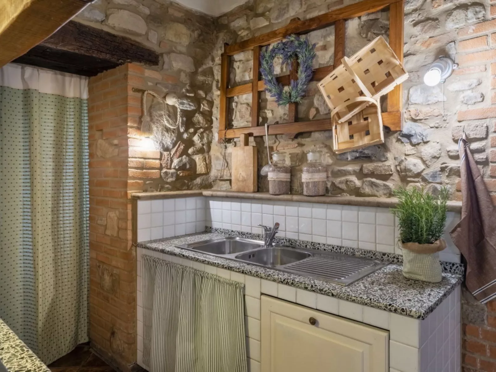 Villa mit privatem Pool und herrlichem Blick auf Pisa-Inside