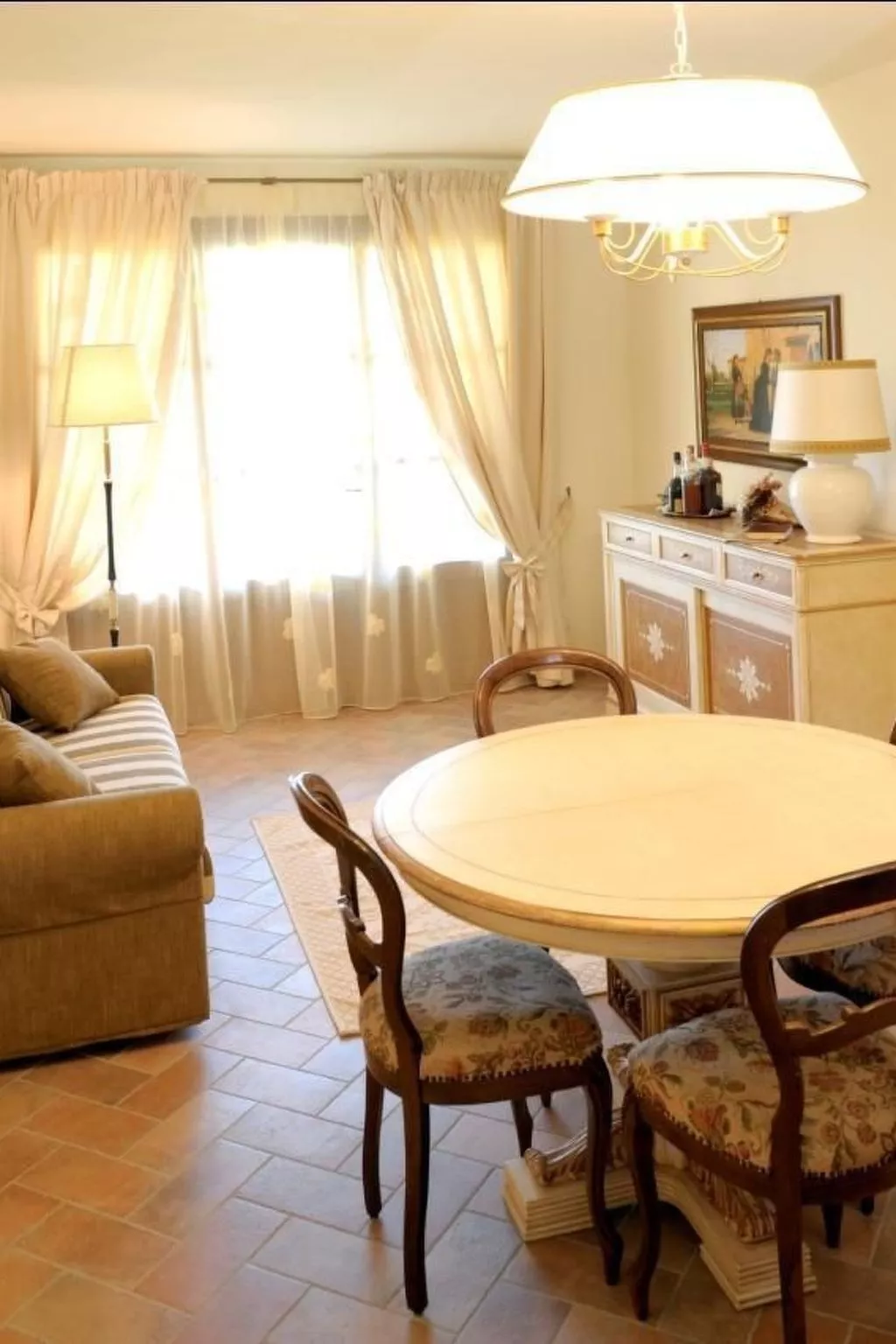 Wohnung La Spiga mit Garten und Terrasse-Inside