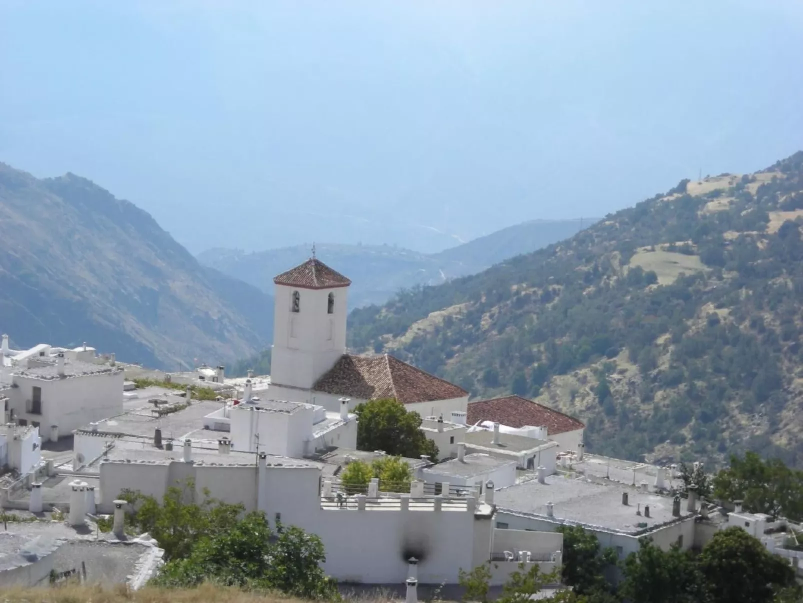 Gemütliches Ferienhaus in Tíjola mit Grill, Garten und Terrasse-Image-tags.info