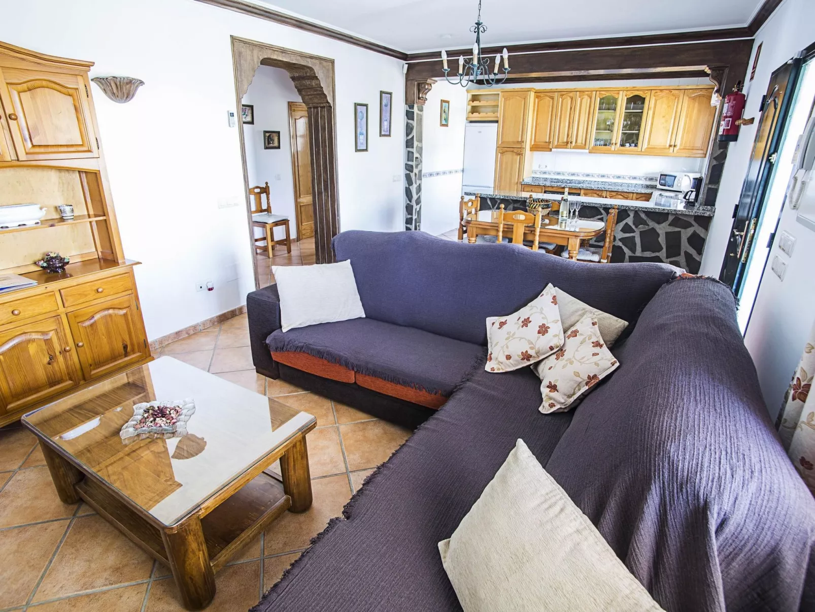 "Villa el Cano" mit Schwimmbad-Dedans