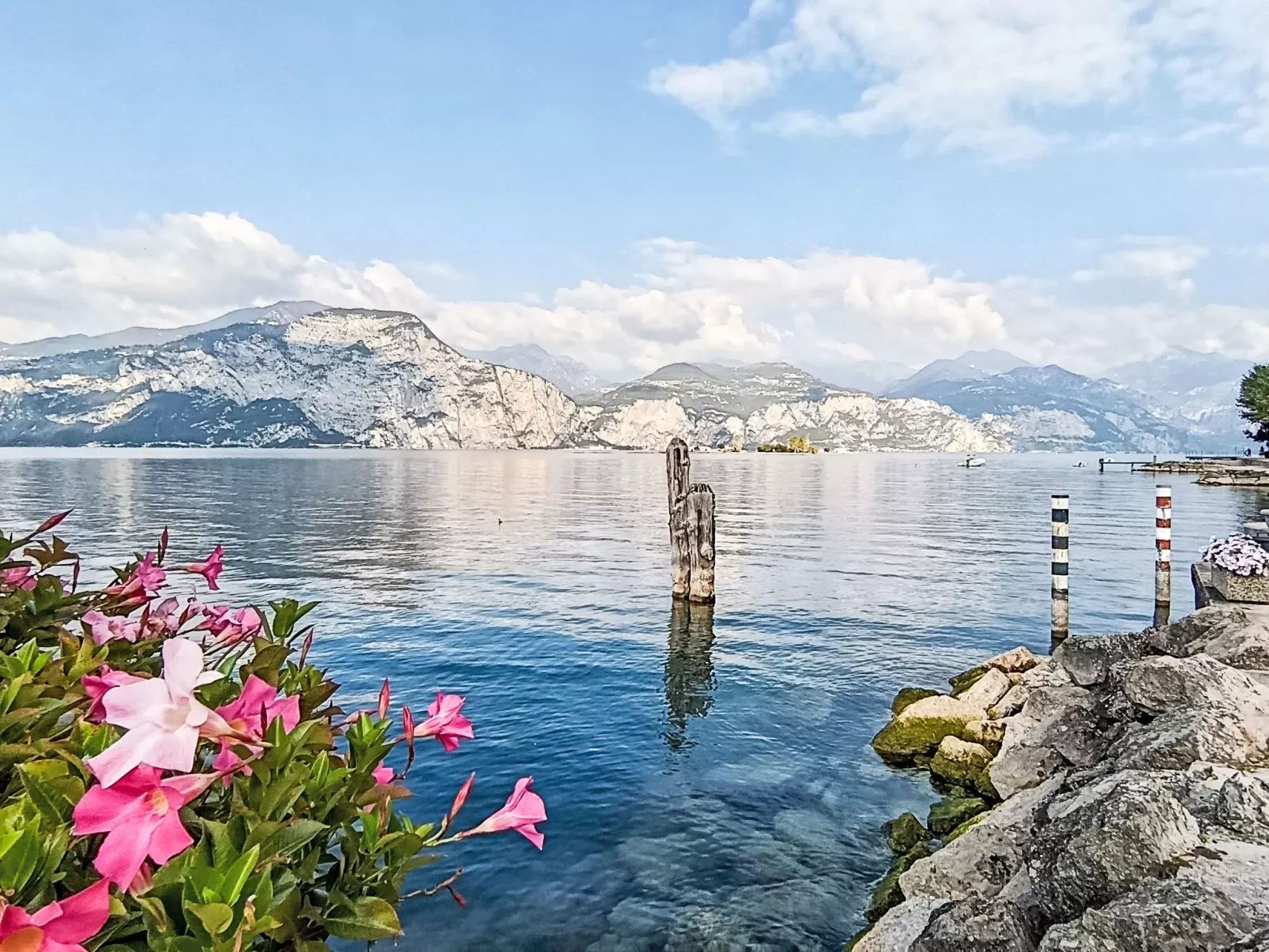 Appartement mit Blick auf das Wasser-Environnement