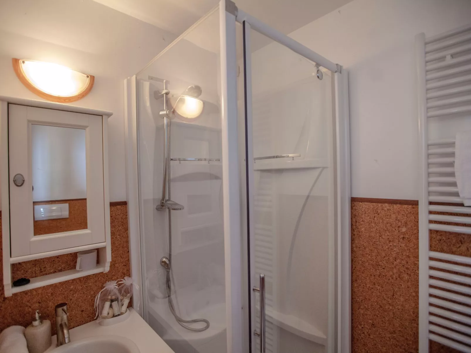 Calamondino Studio Sonne, Entspannung und Seeblick-Dedans