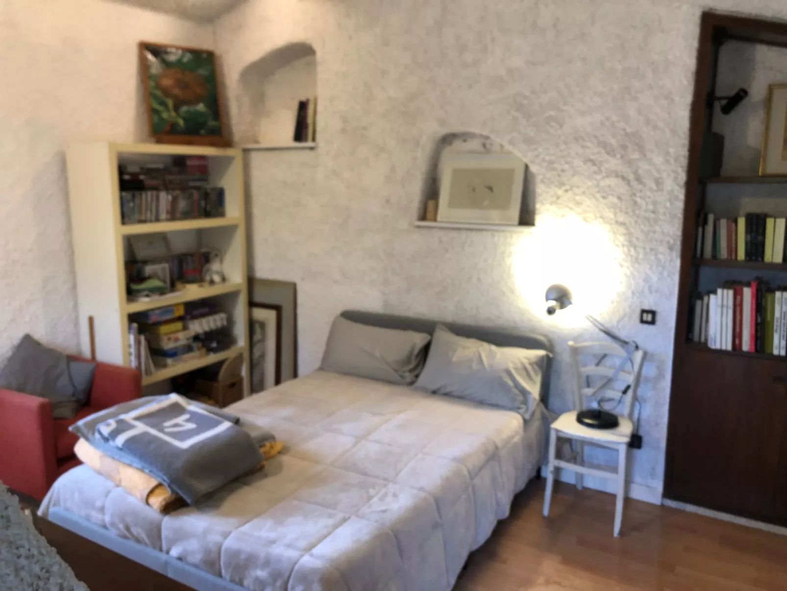 In Panoramalage in Solto Collina-Dedans