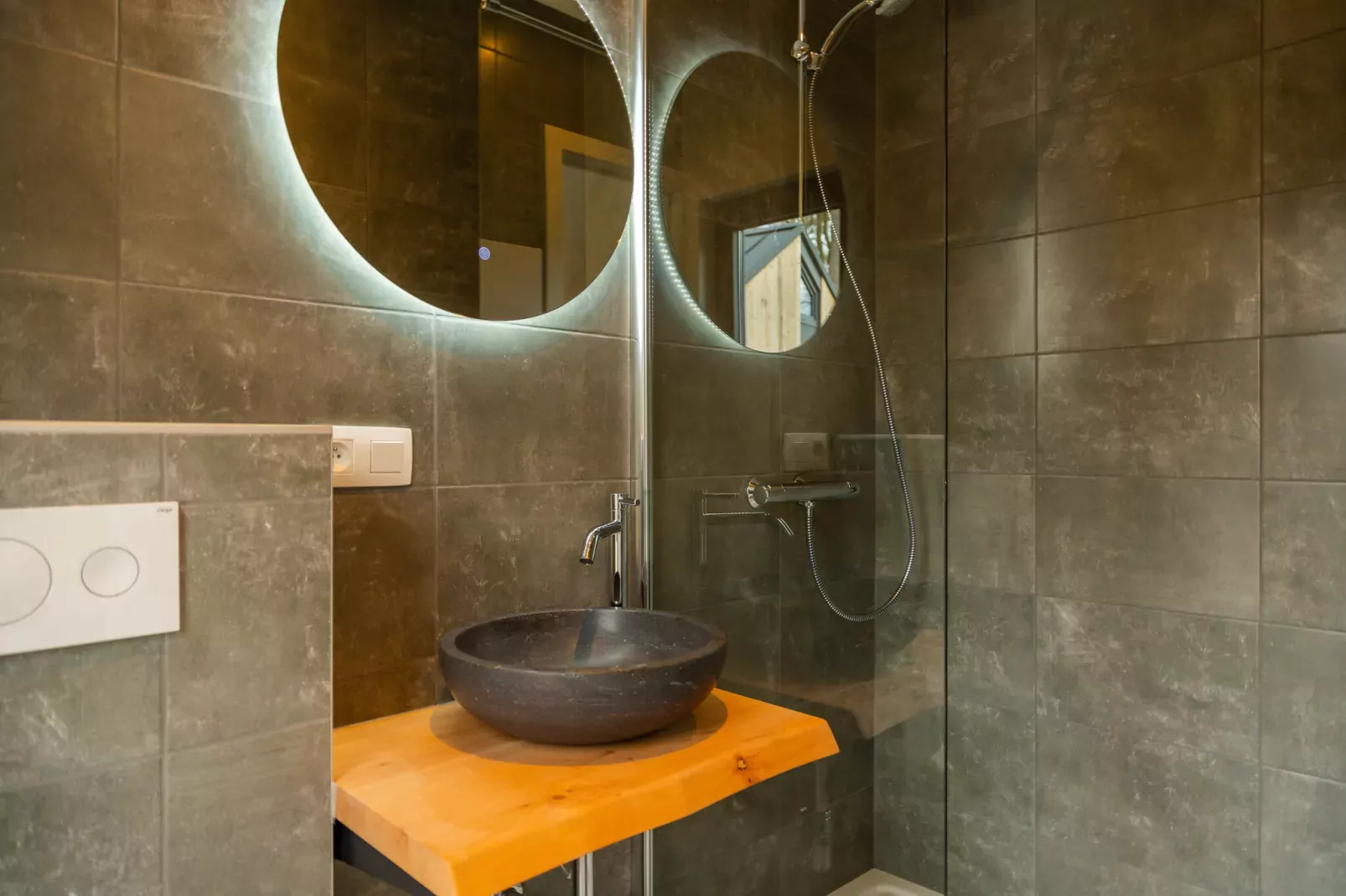 Resort Hoge Kempen 12-Bathroom