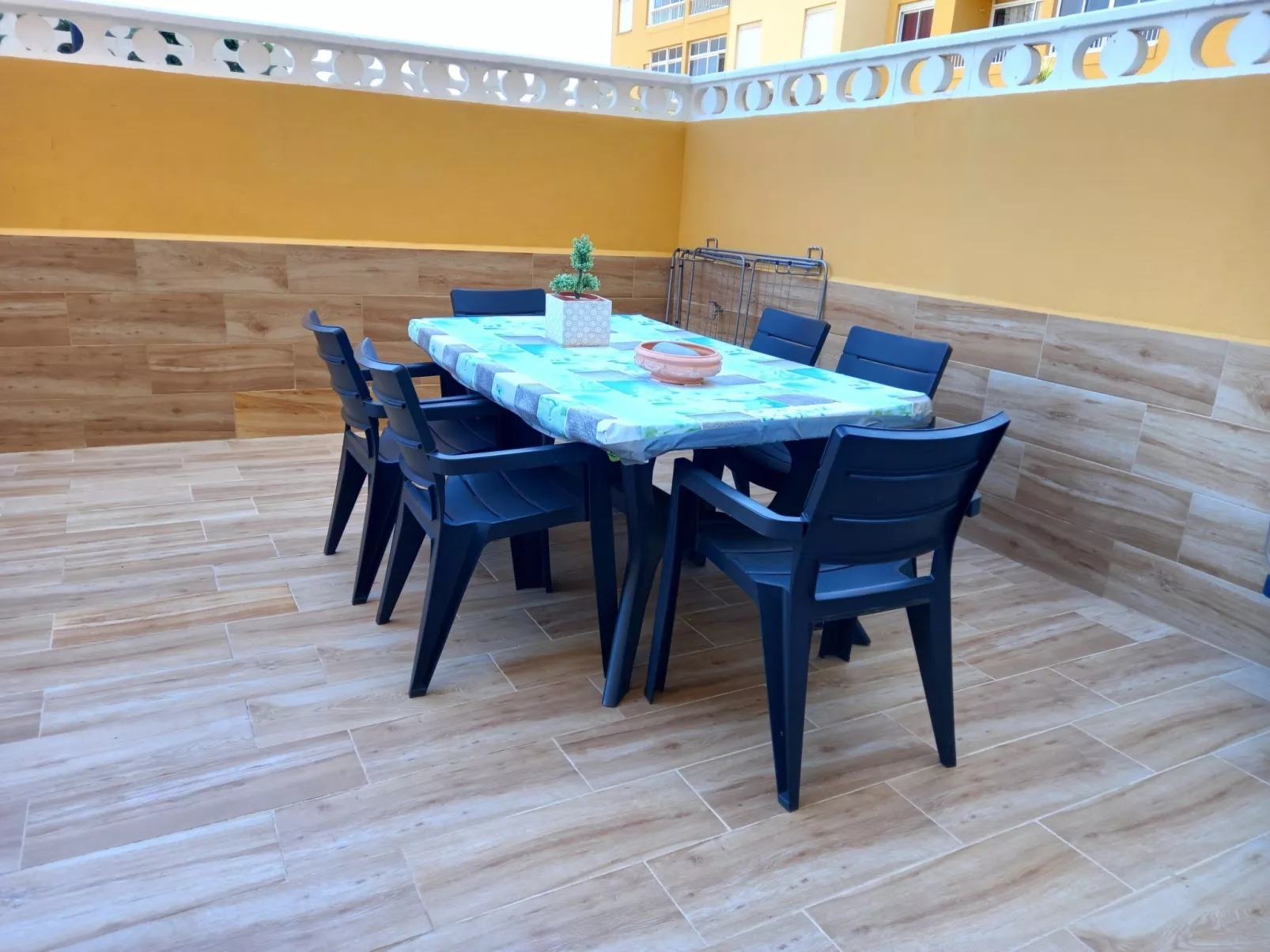 "Lagos de Miramar Deluxe-Inside