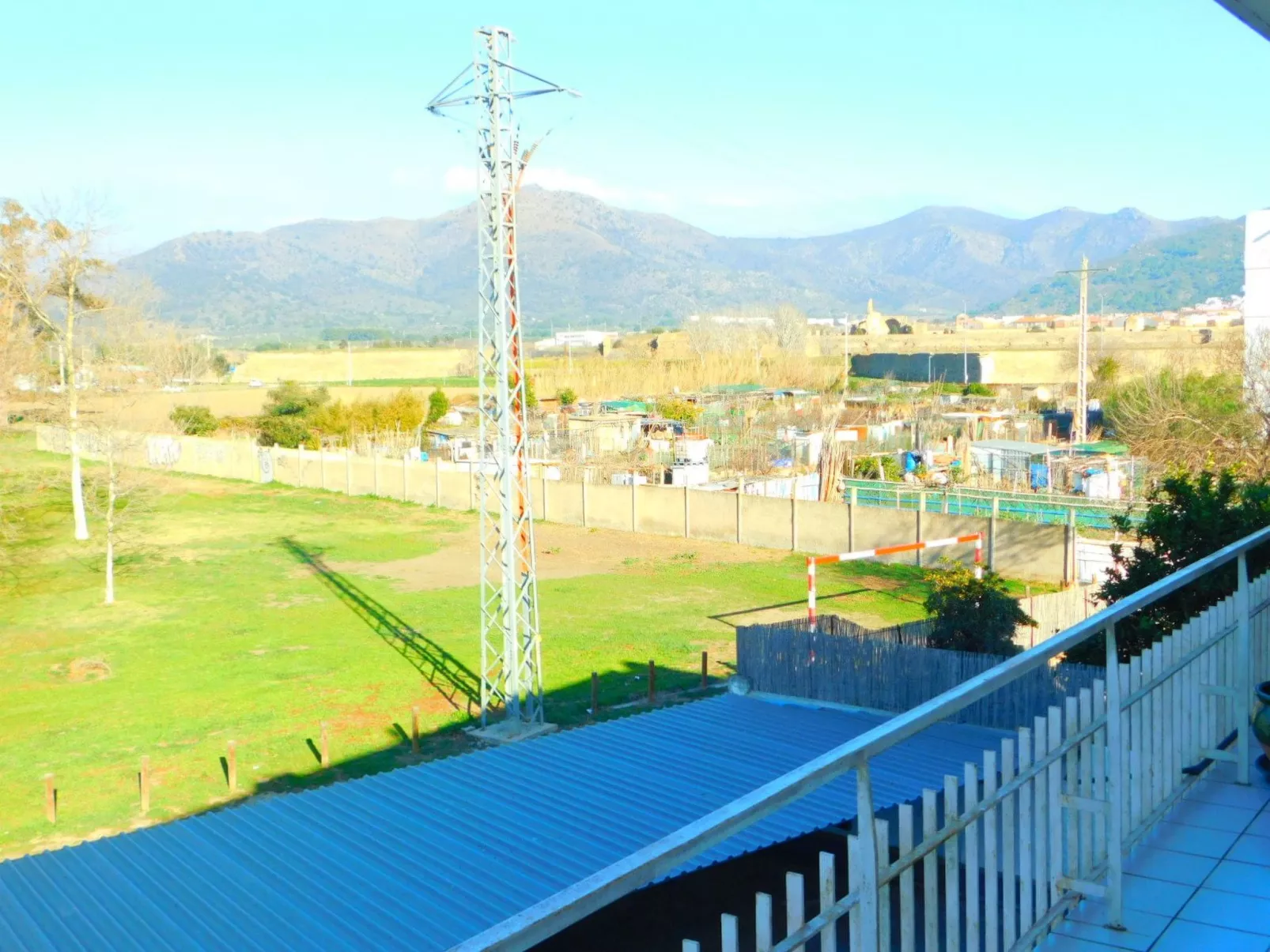 Ferienvermietung Penthouse mit schöner Terrasse 200m vom Strand Salatar, Roses-Draußen