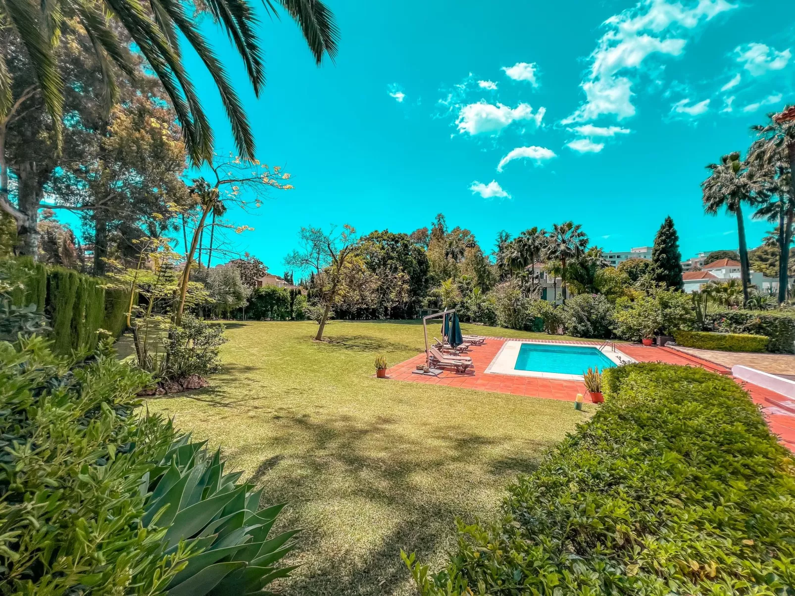 Villa für 12 Pers. mit Grill und privatem Schwimmbad-Outside