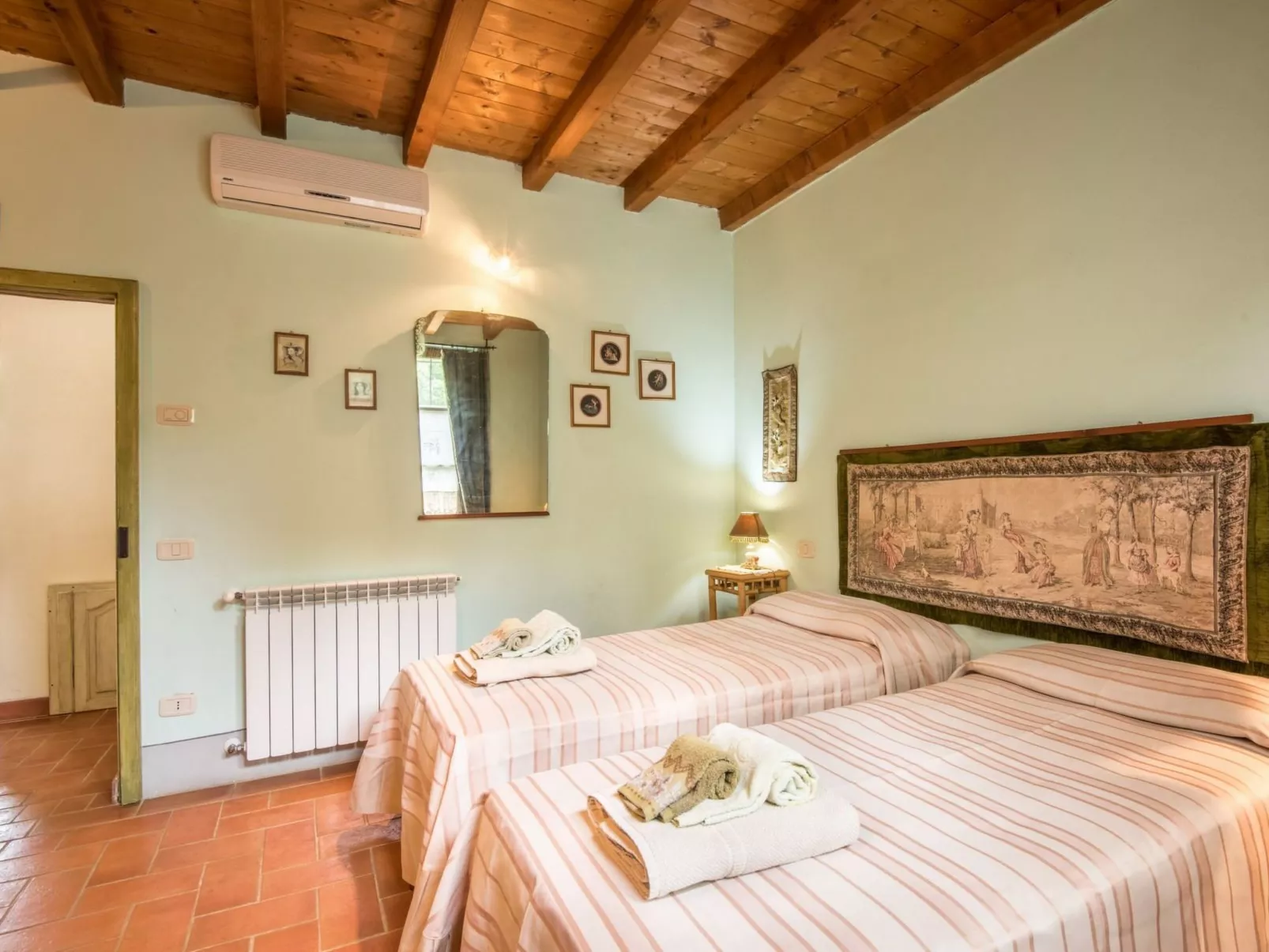 Villa "Villa La Fornace"-Inside