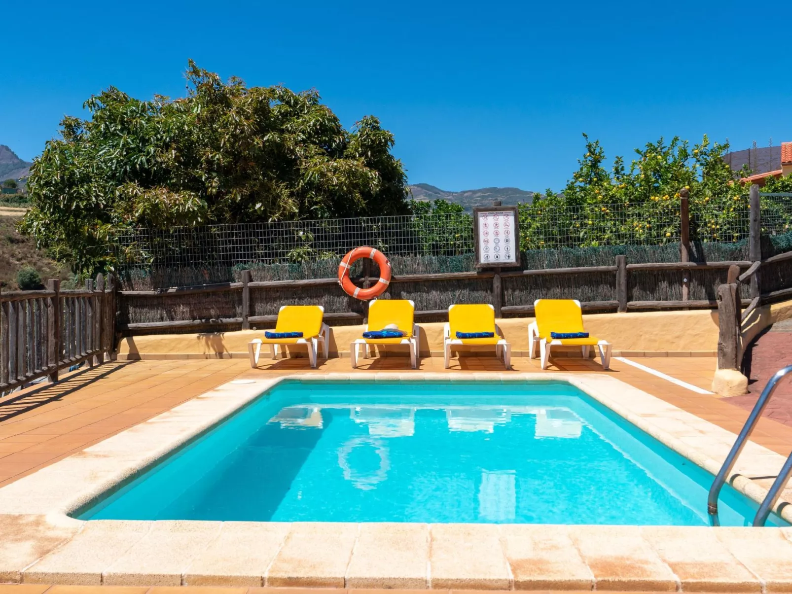 Kanarische Finca mit Pool und herrlicher Aussicht-Outside