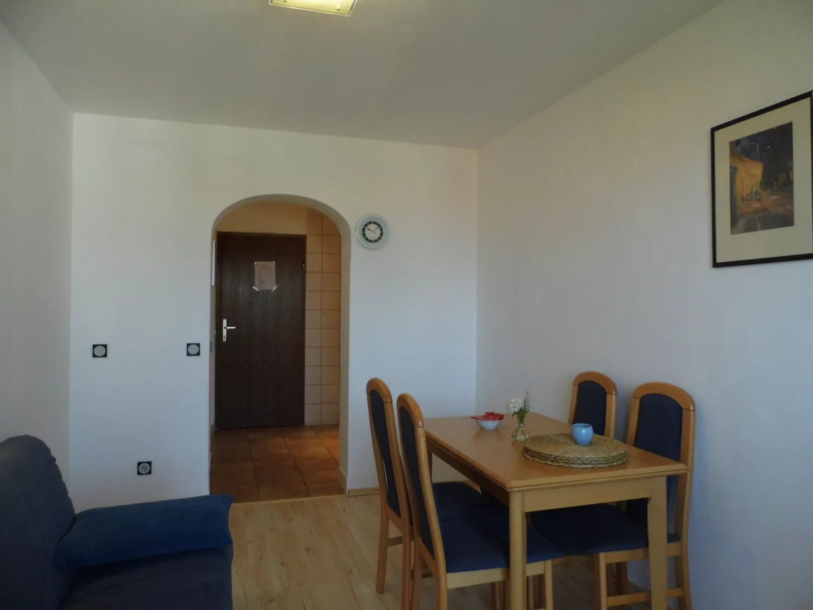 Stanojevic ap. 1-Inside