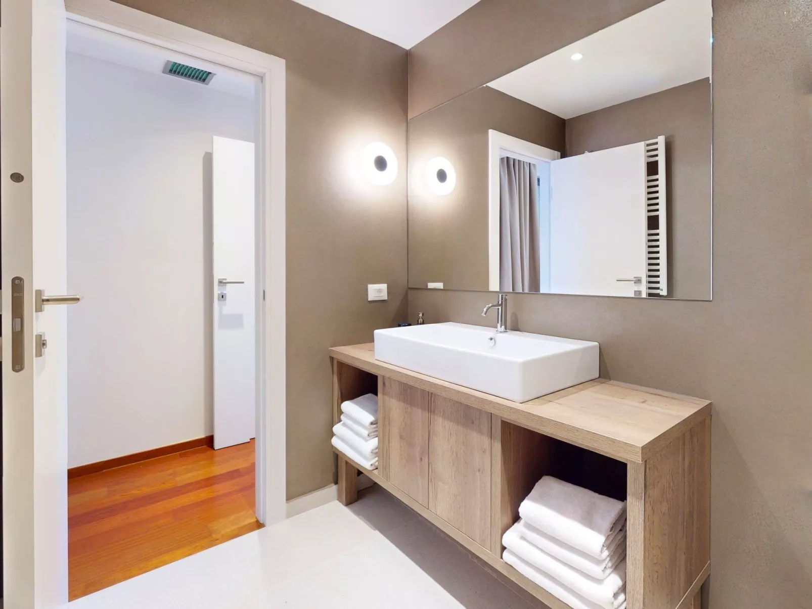 Villa Oleander-Image-tags.info