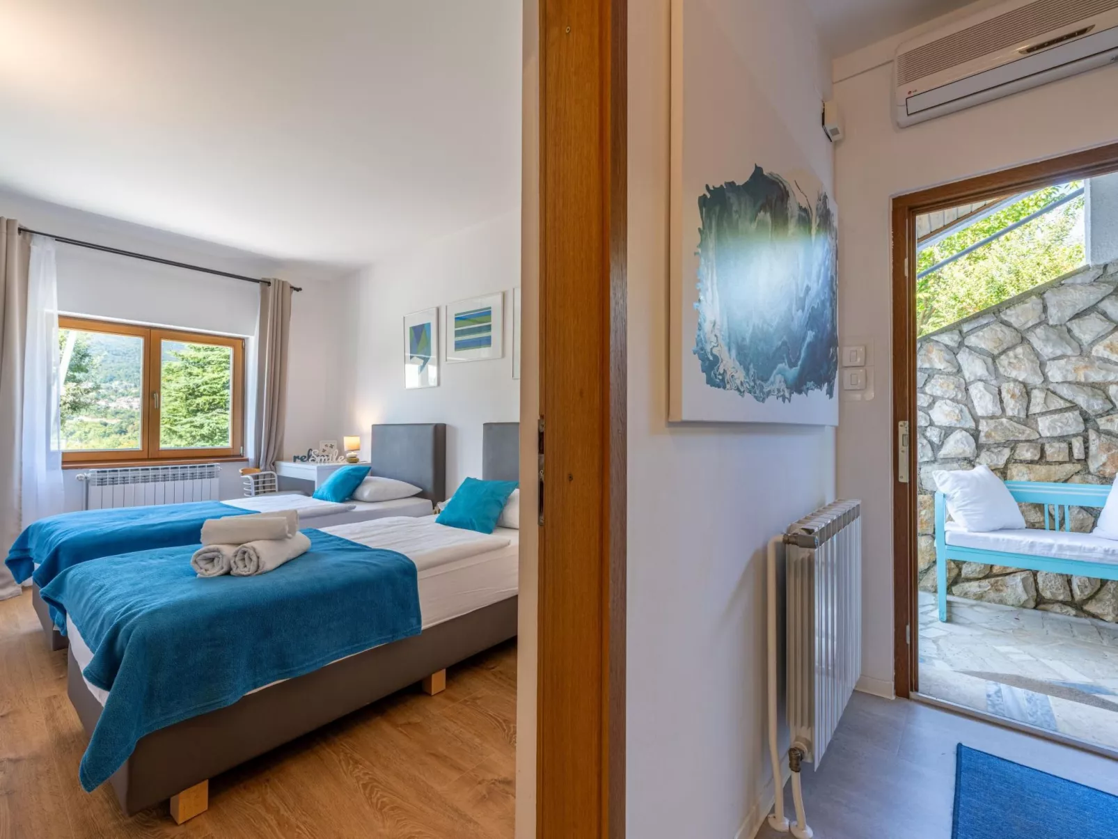 Vacation Apartment Helga-Dedans