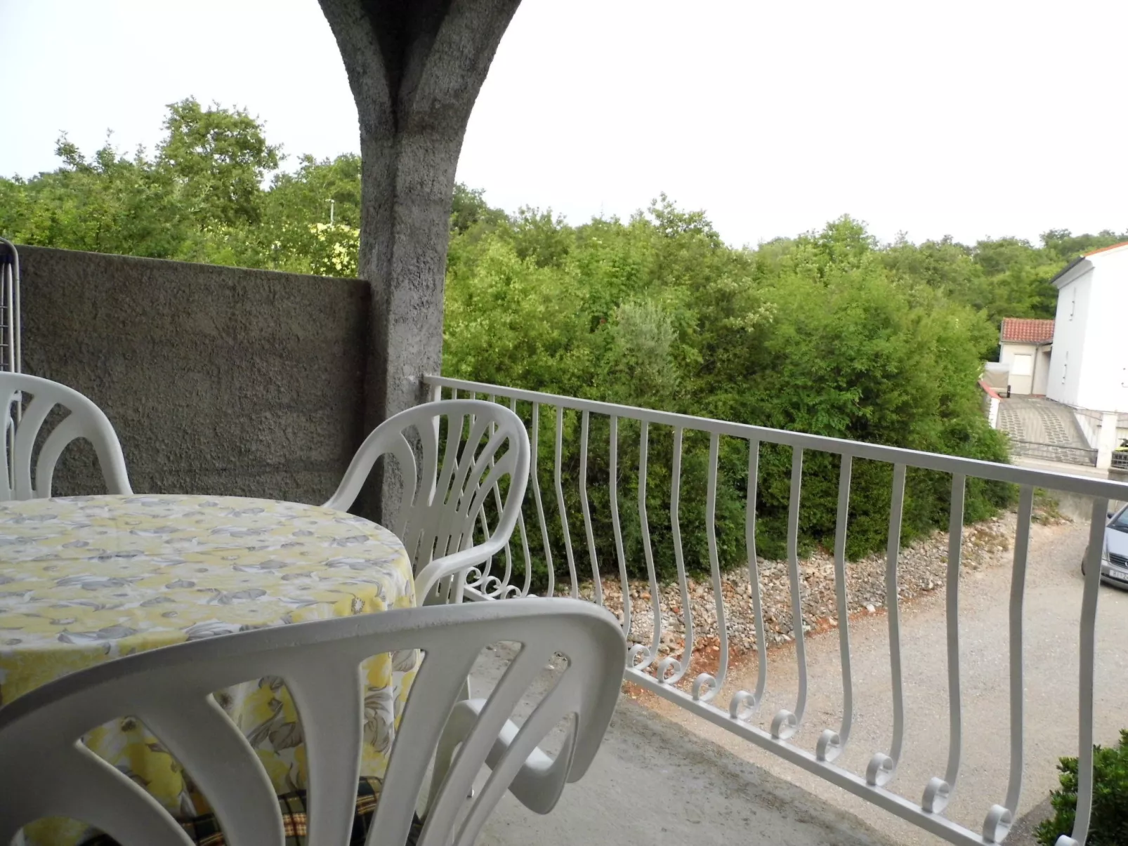 "Einfach, aber schön."-Outside