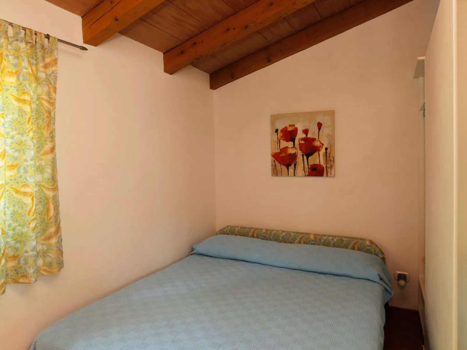 Mit schönem Garten und Sonnenterrasse-Dedans