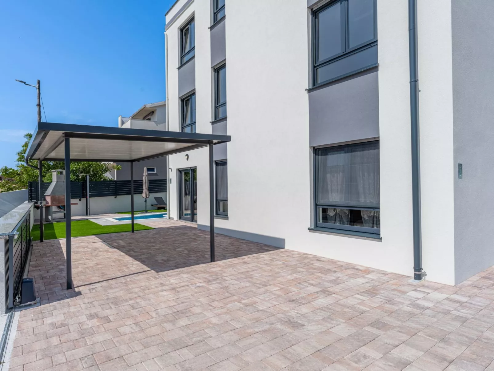 Apartment Rose mit privatem Pool-Outside