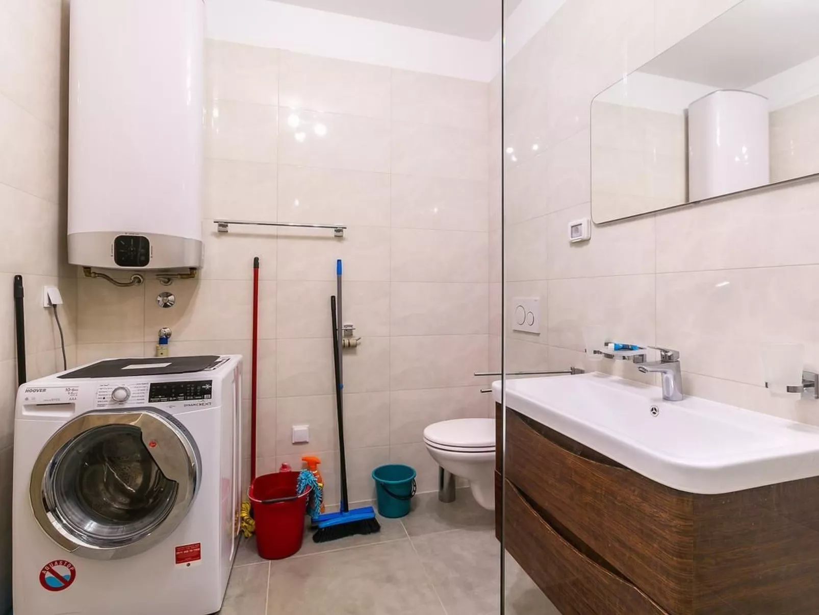 Für 4 Personen ca. 80m, in Medulin-Inside