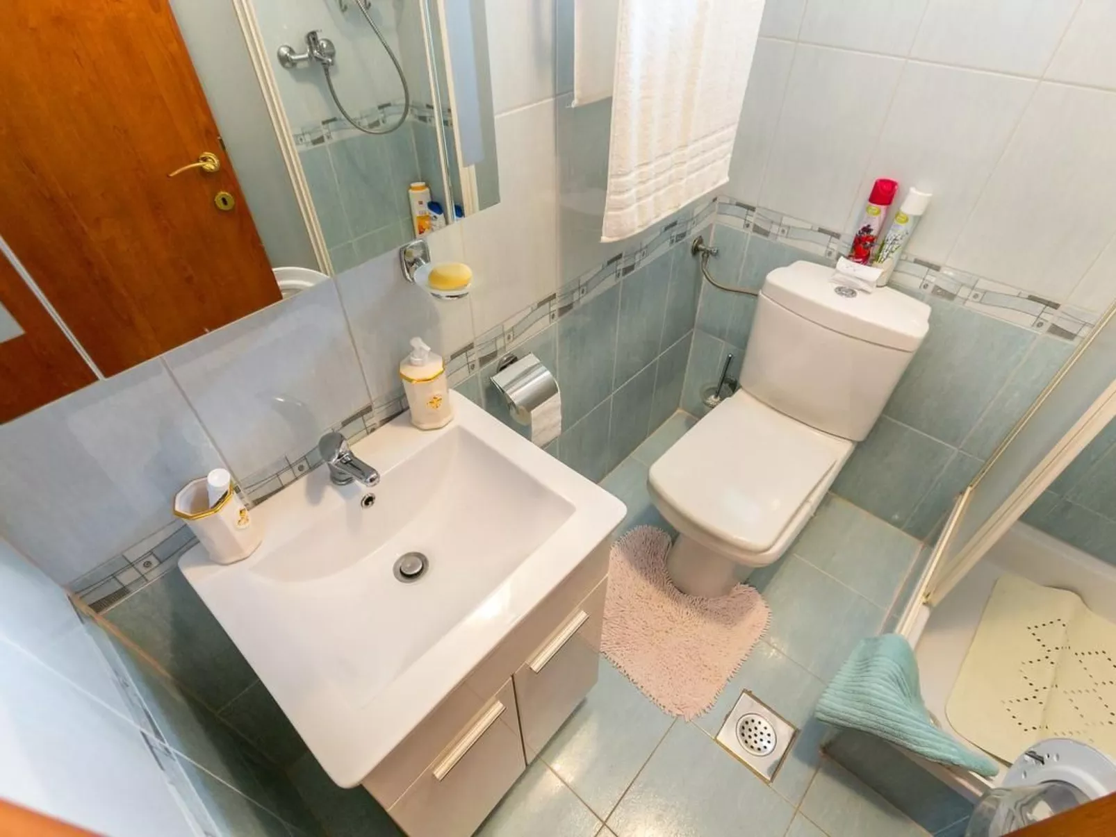 Wohnung "Fucane Beni" mit Balkon-Inside