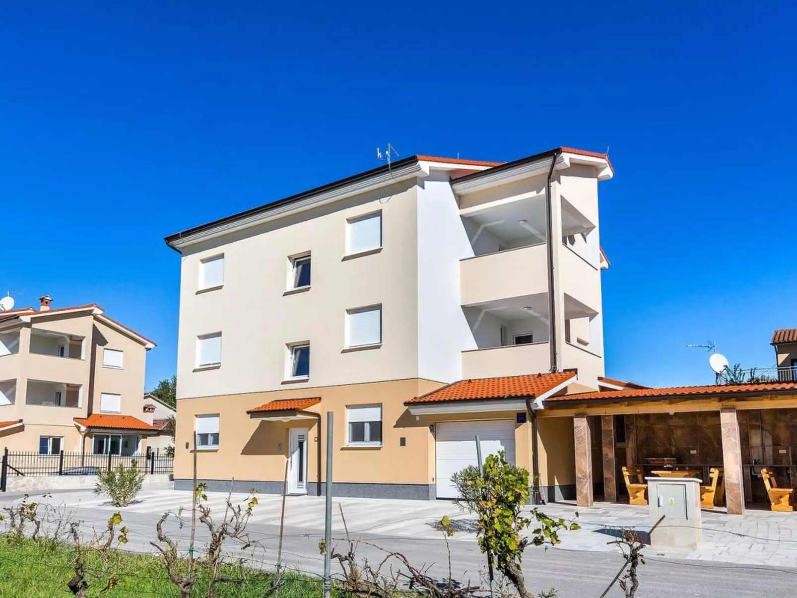 Für 7 Personen ca. 100 m&sup2; in Medulin, Istrien (Medulin und Umgebung)-Image-tags.info