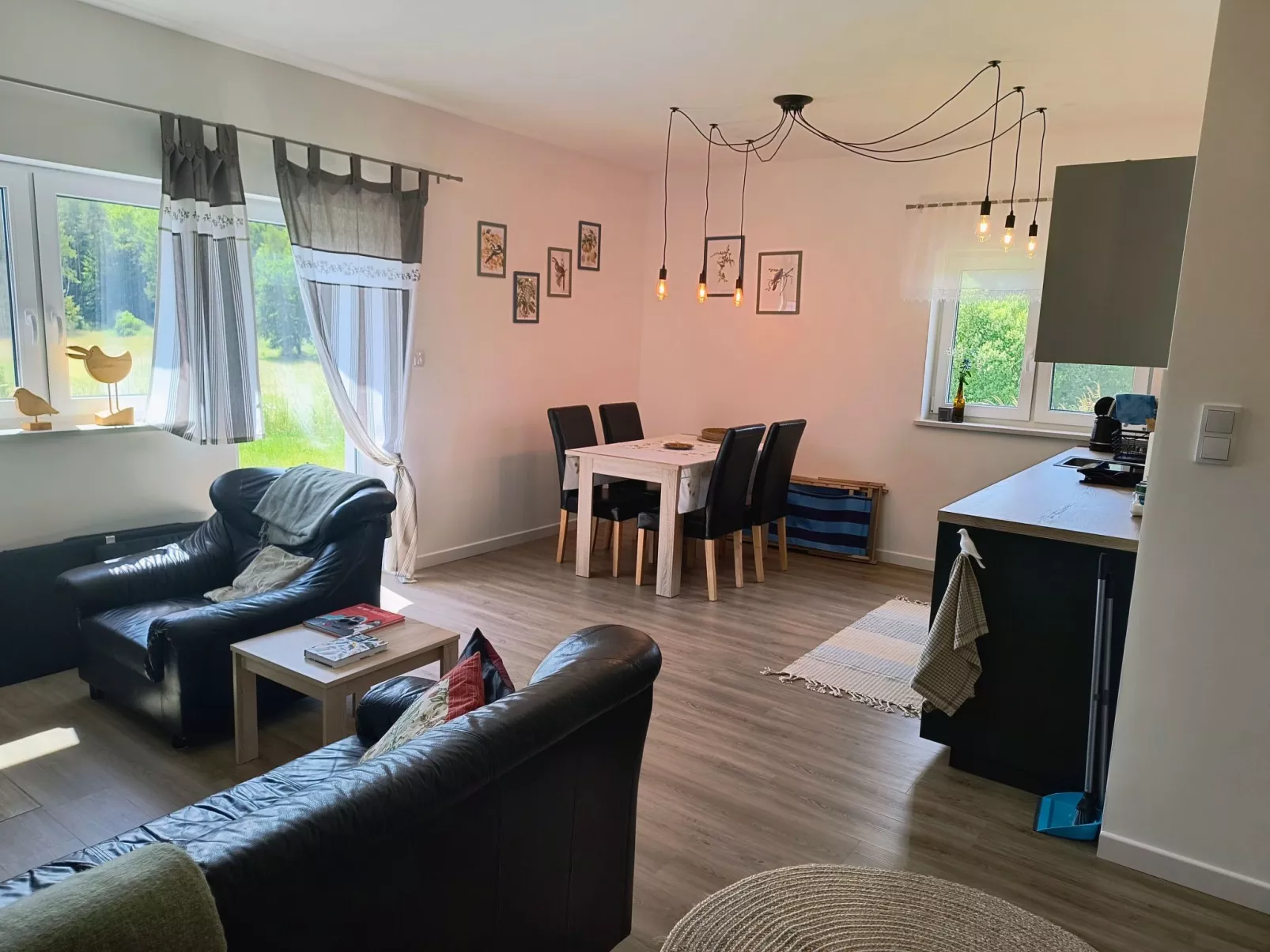 Vogelecke - abseits des Trubels und der Hektik-Drinnen