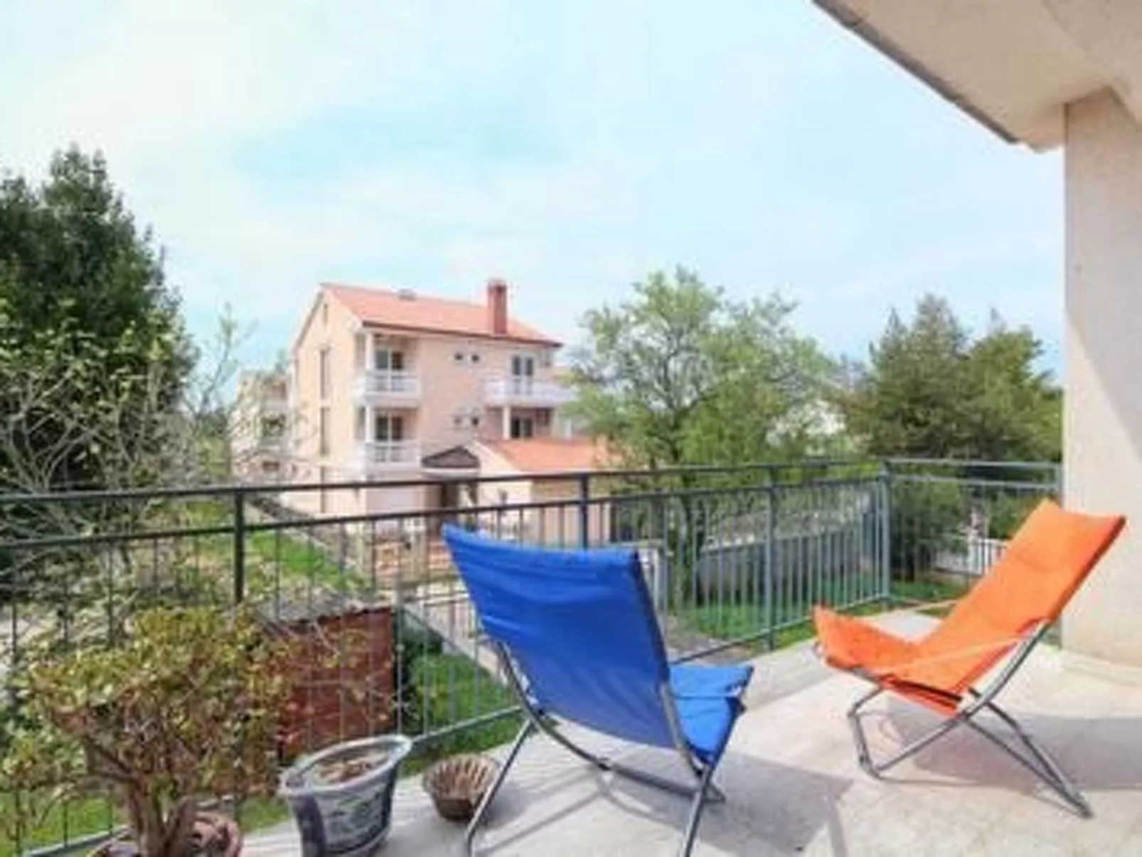 Ferienvilla "Romana" mit Blick auf das Wasser - Outside