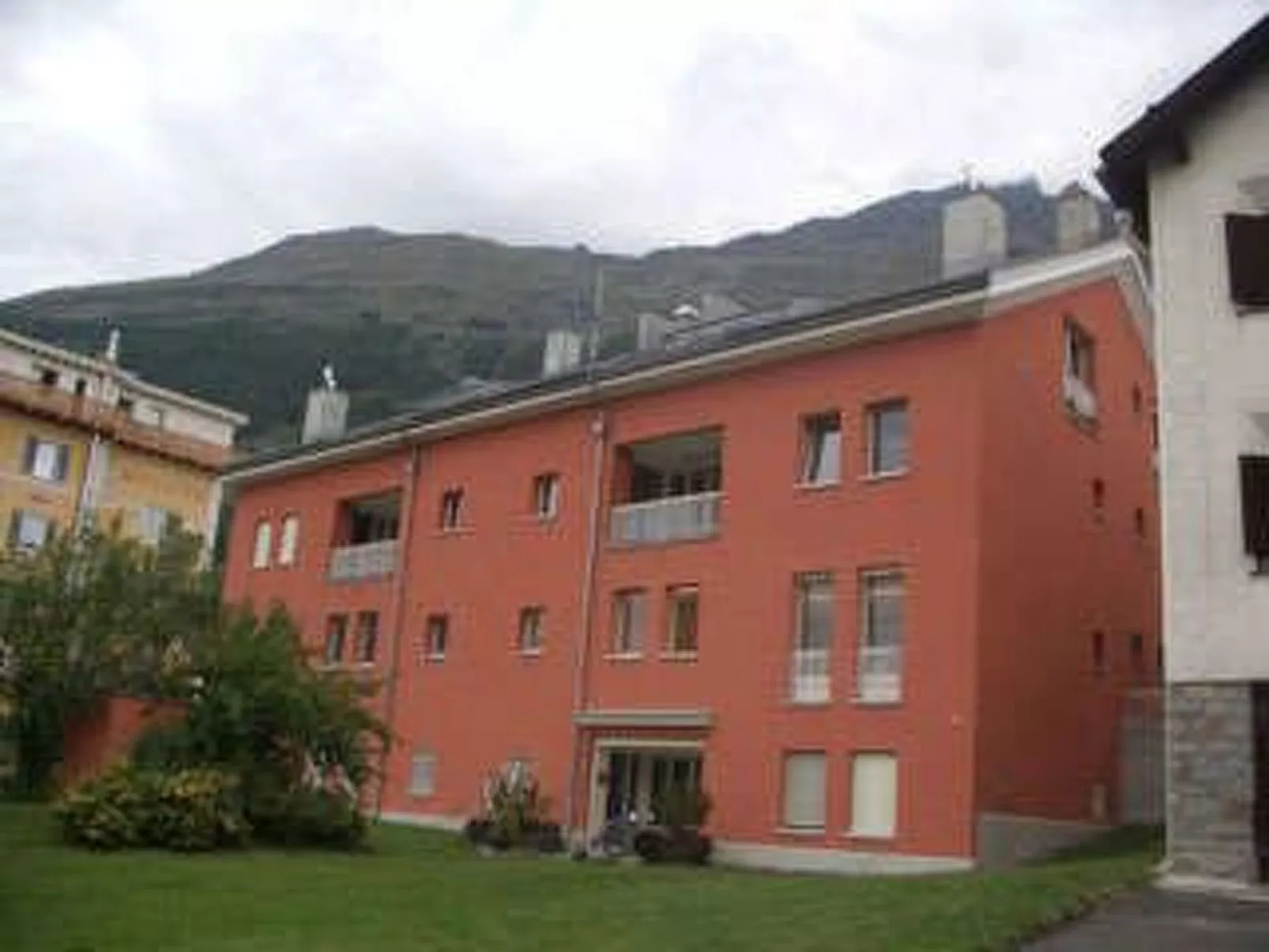 Chesa Centrela-Drinnen