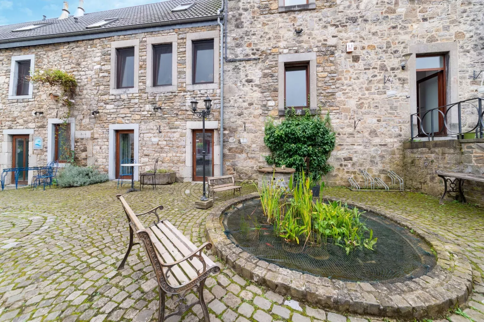 Magnifique habitation pour 5 adultes avec piscine intérieure-Gardens summer