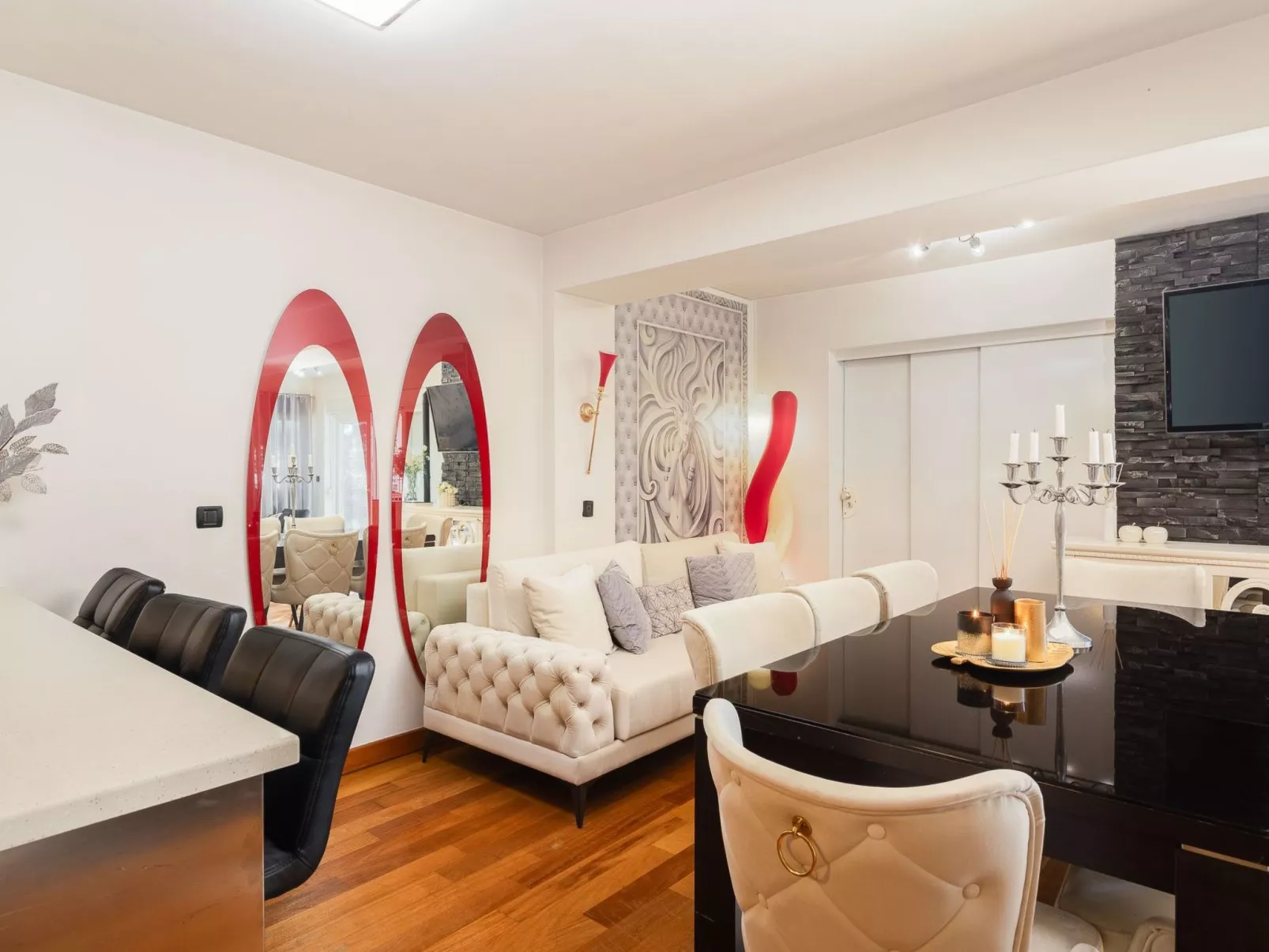 Appartement am Strand mit schöner großer Terrasse-Dedans