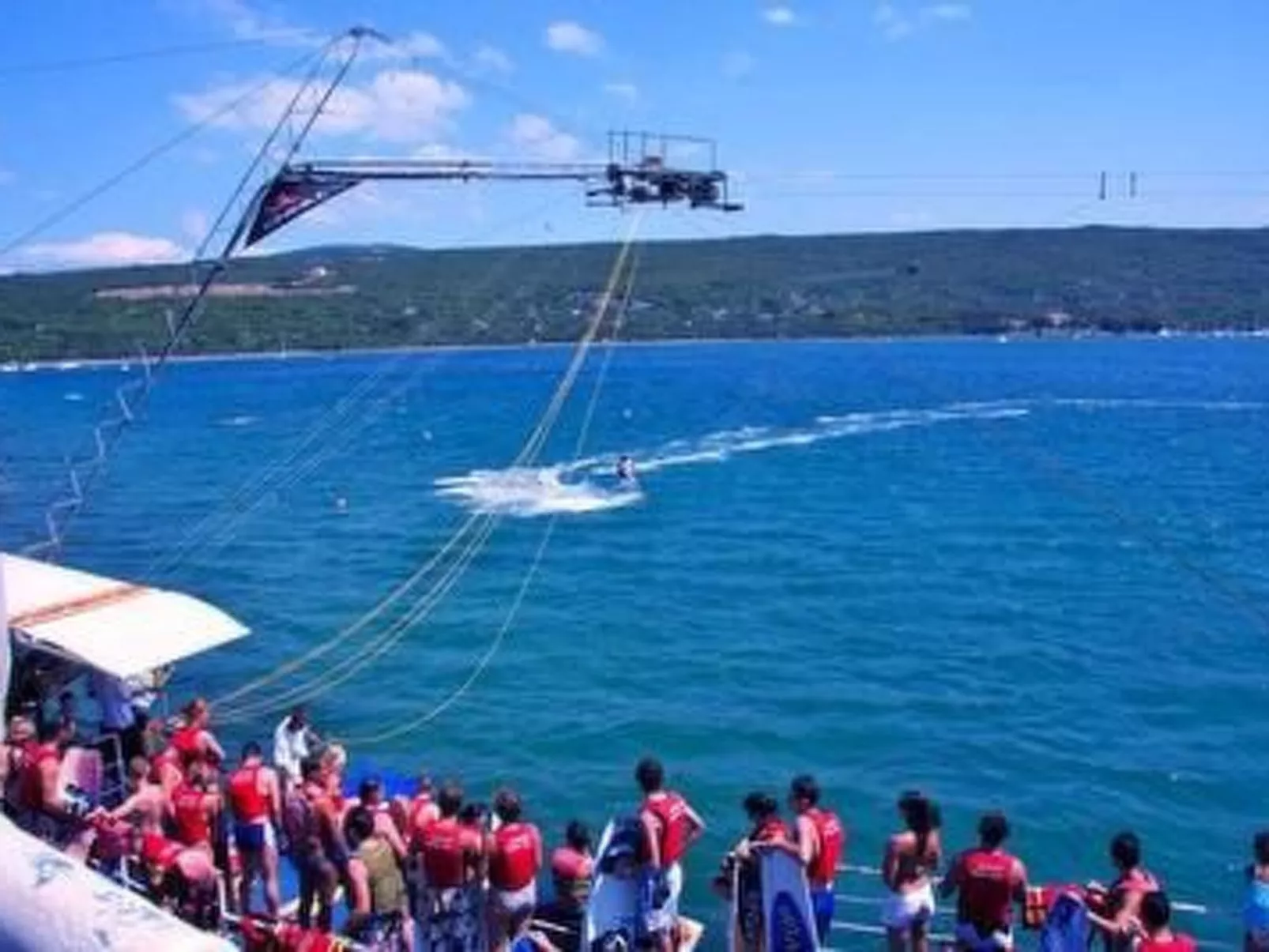 Mit Blick auf das Wasser-Outside