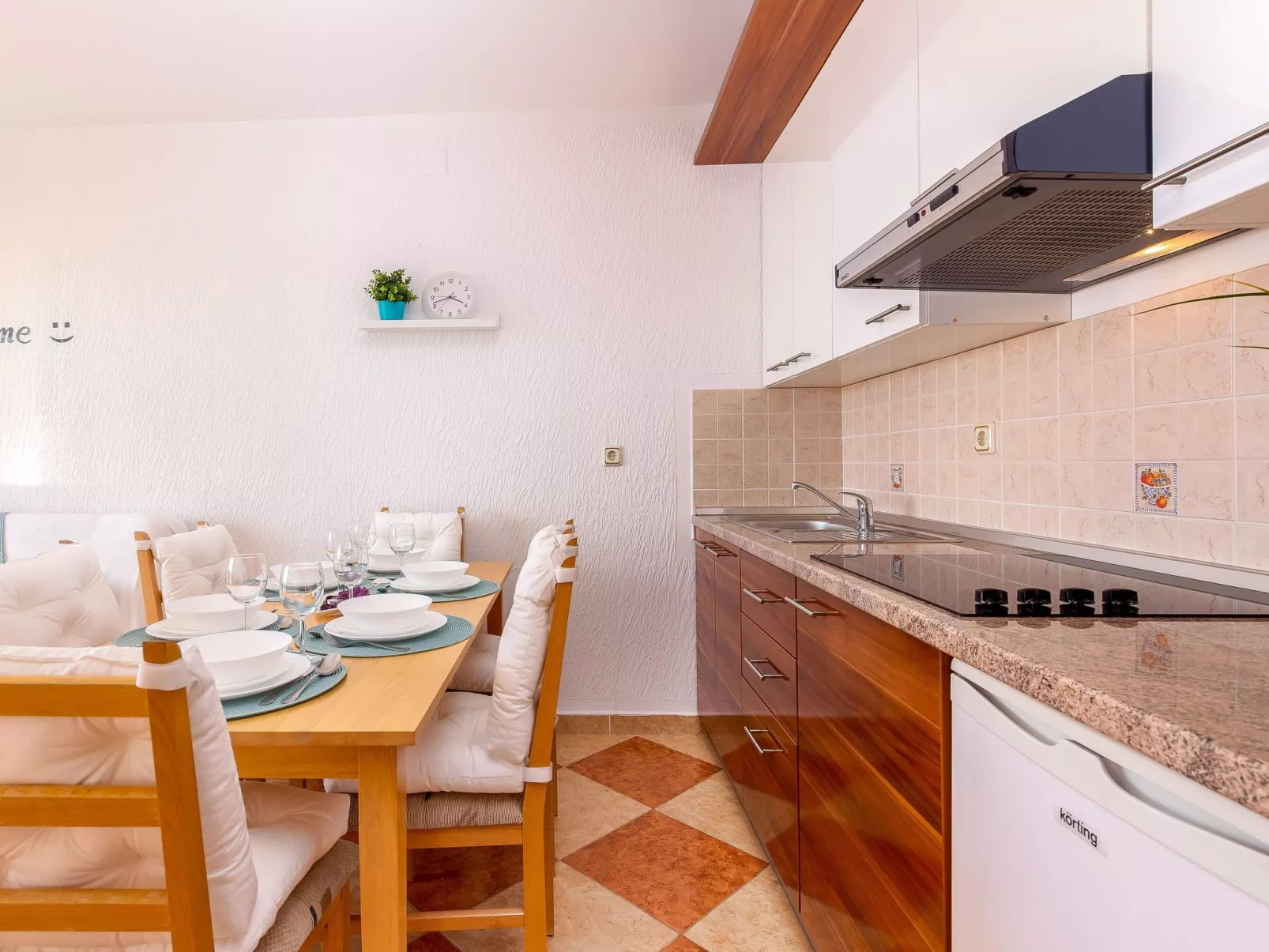 Wohnung "Vila Marija" mit Gemeinschaftspool - Drinnen